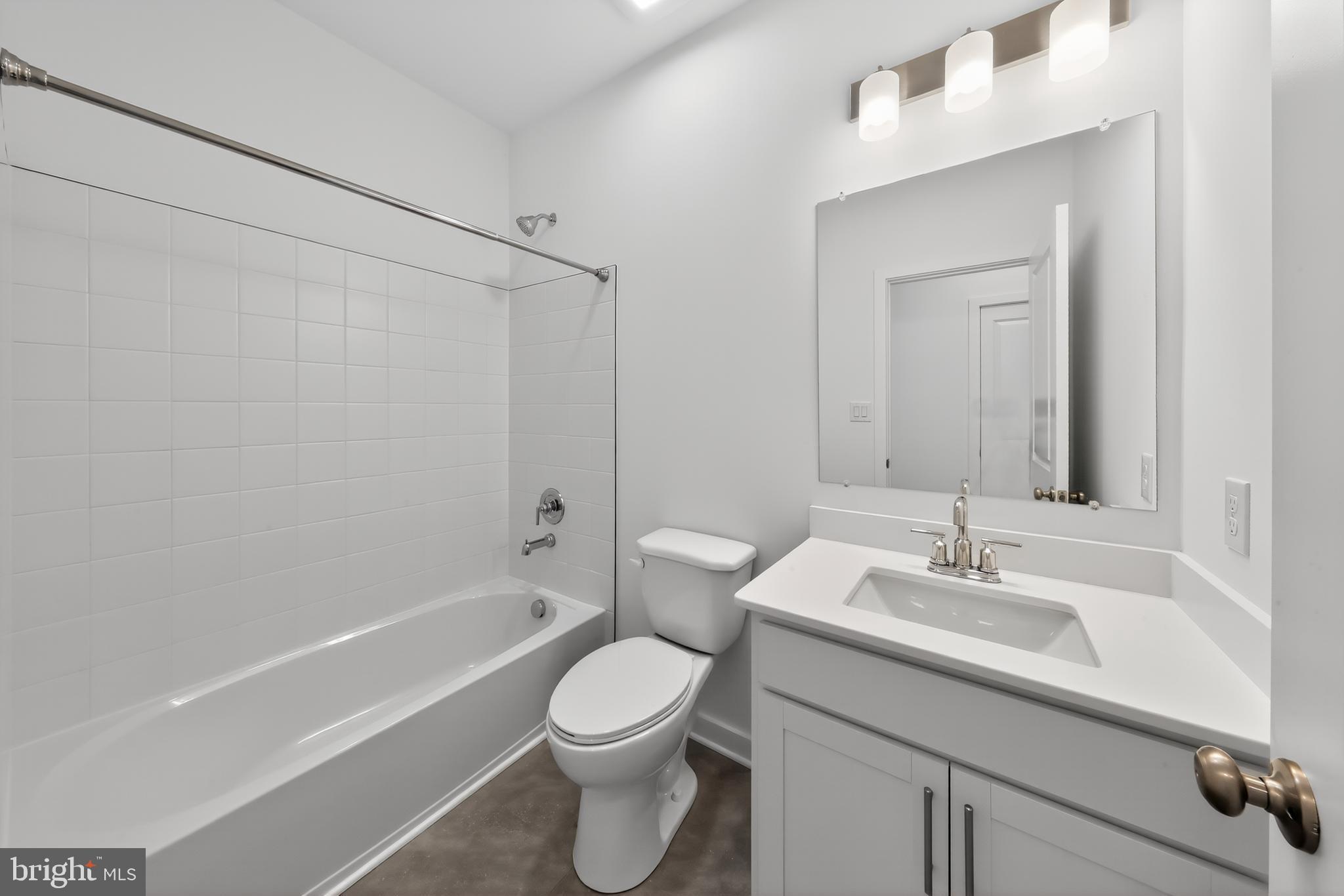 CAPTAINS WAY - Residential