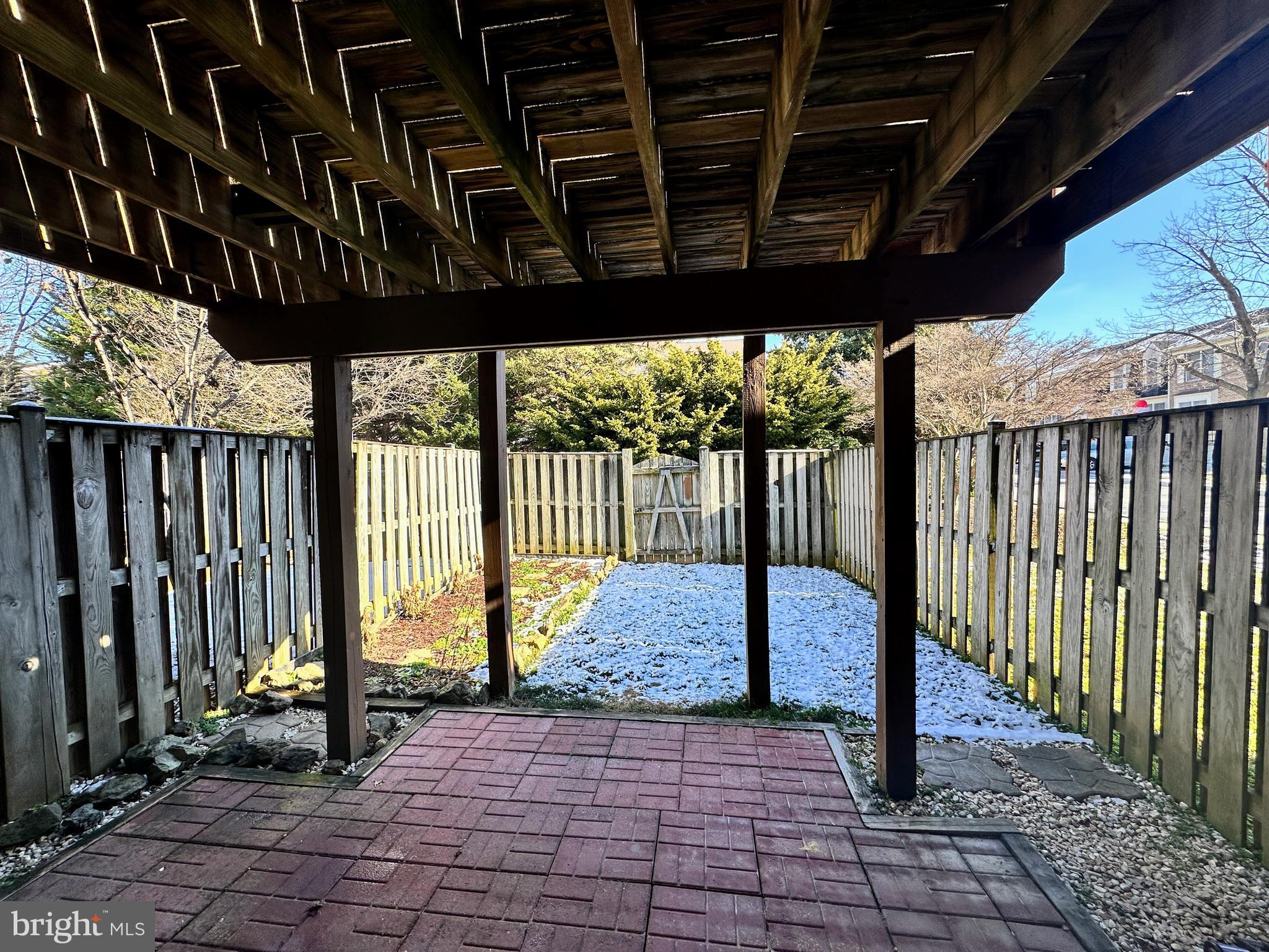 WILLOWCREST - Residential Lease