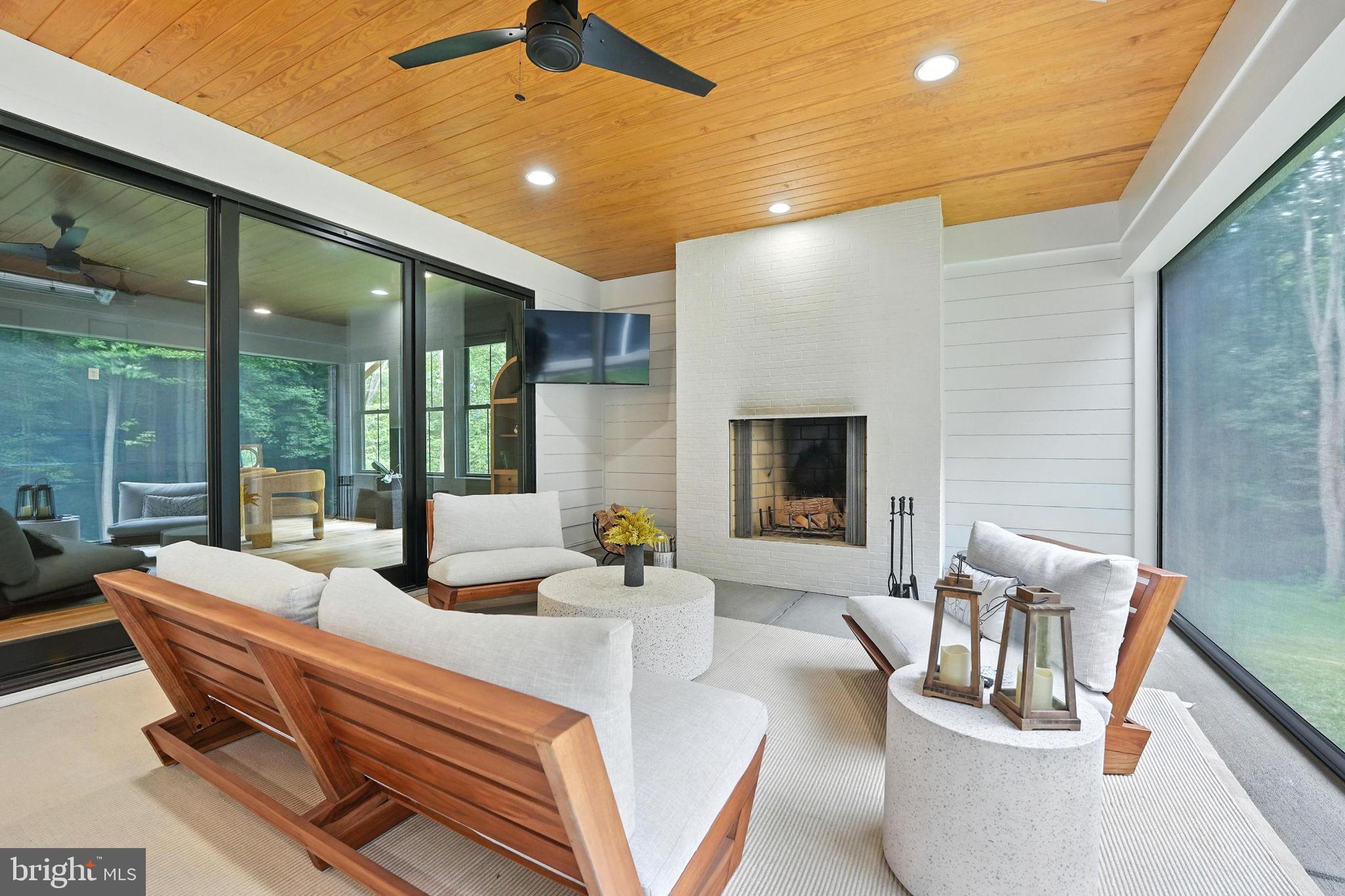 CATOCTIN SPRINGS - Residential