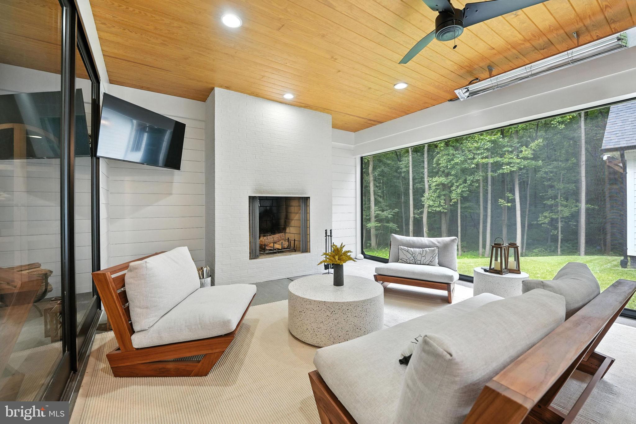 CATOCTIN SPRINGS - Residential