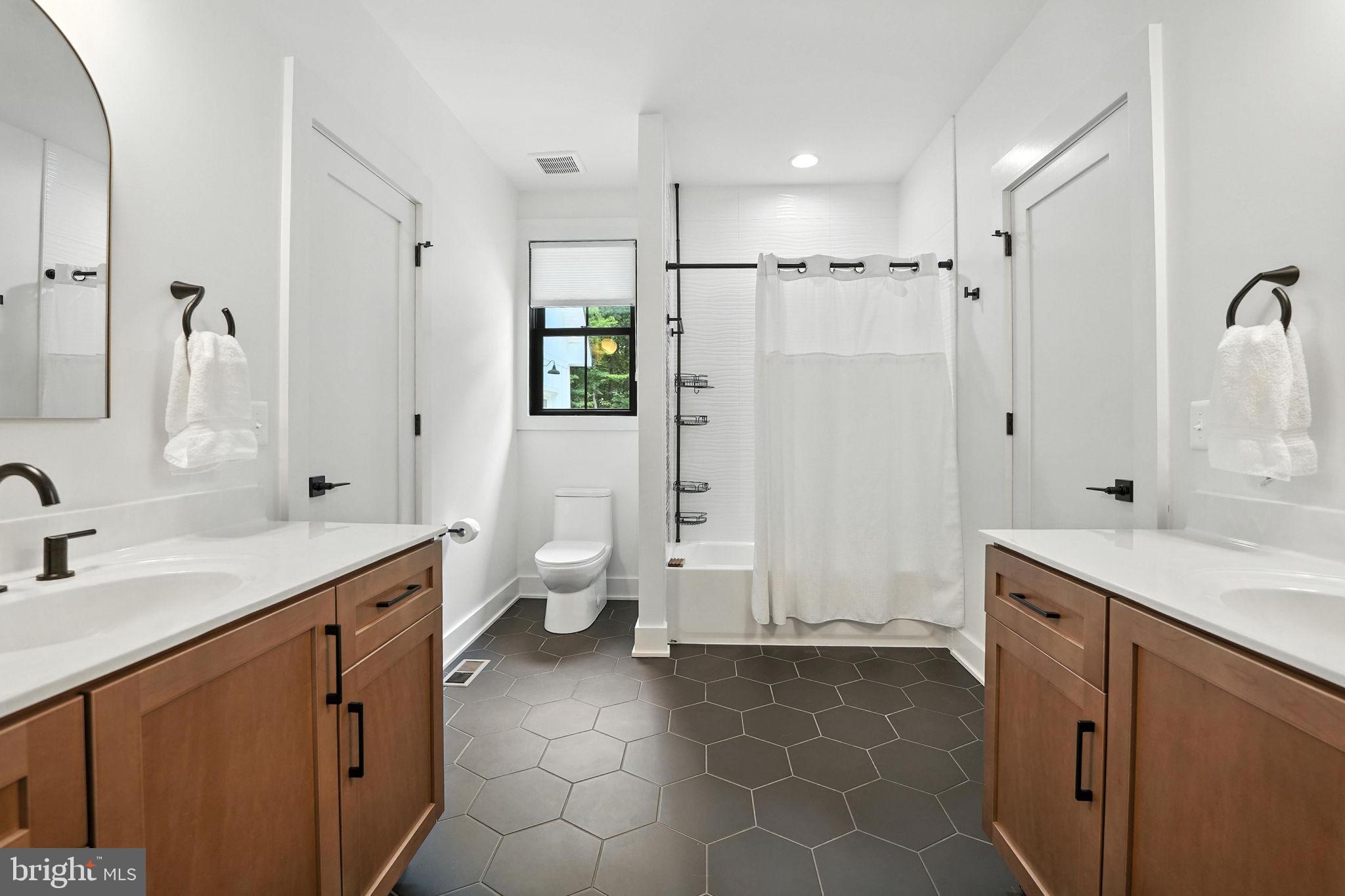 CATOCTIN SPRINGS - Residential