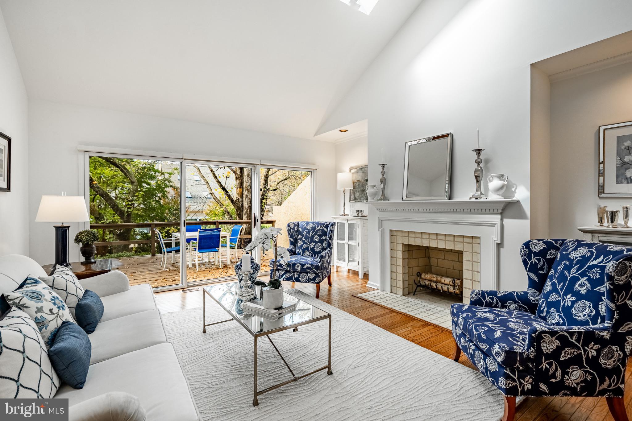 DEVONSHIRE - Residential