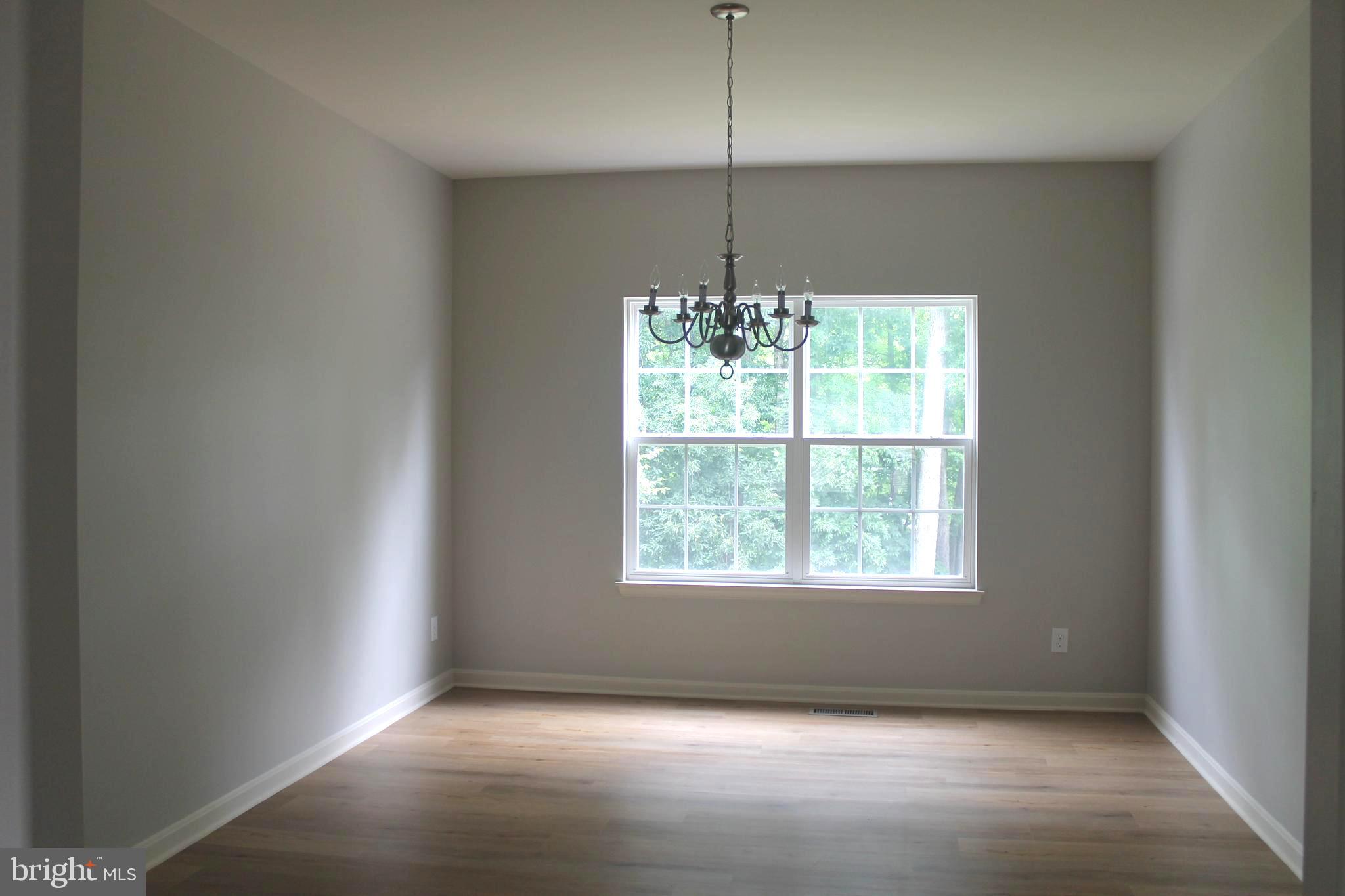 EVERETTE ESTATES - Residential