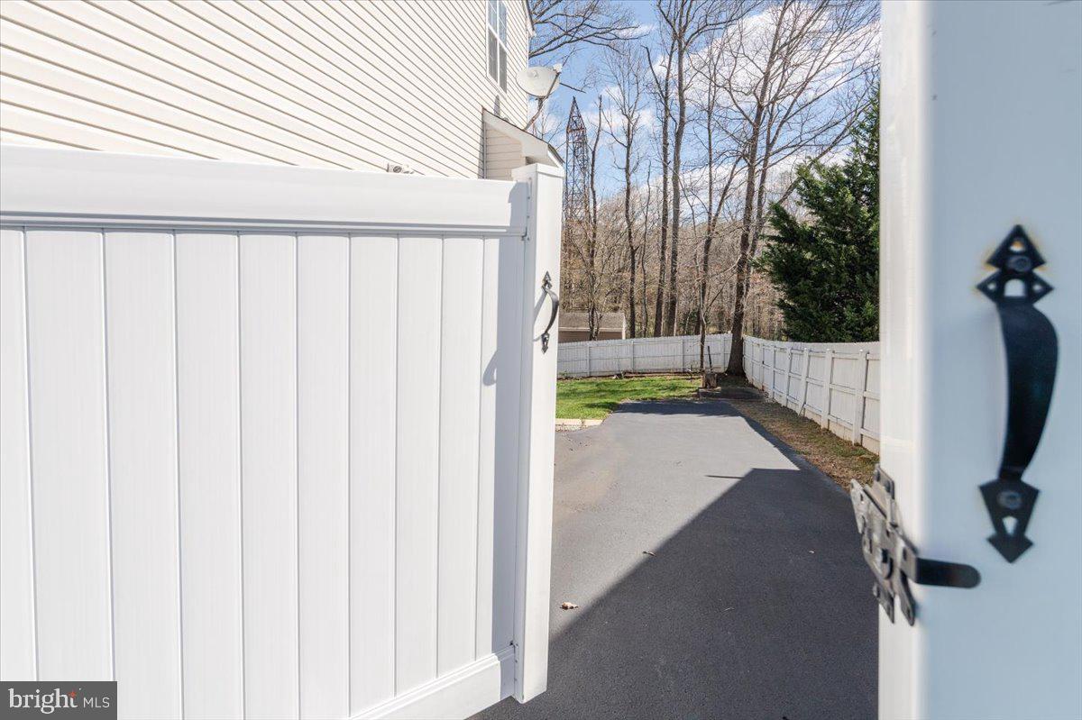 EVERETTE ESTATES - Residential