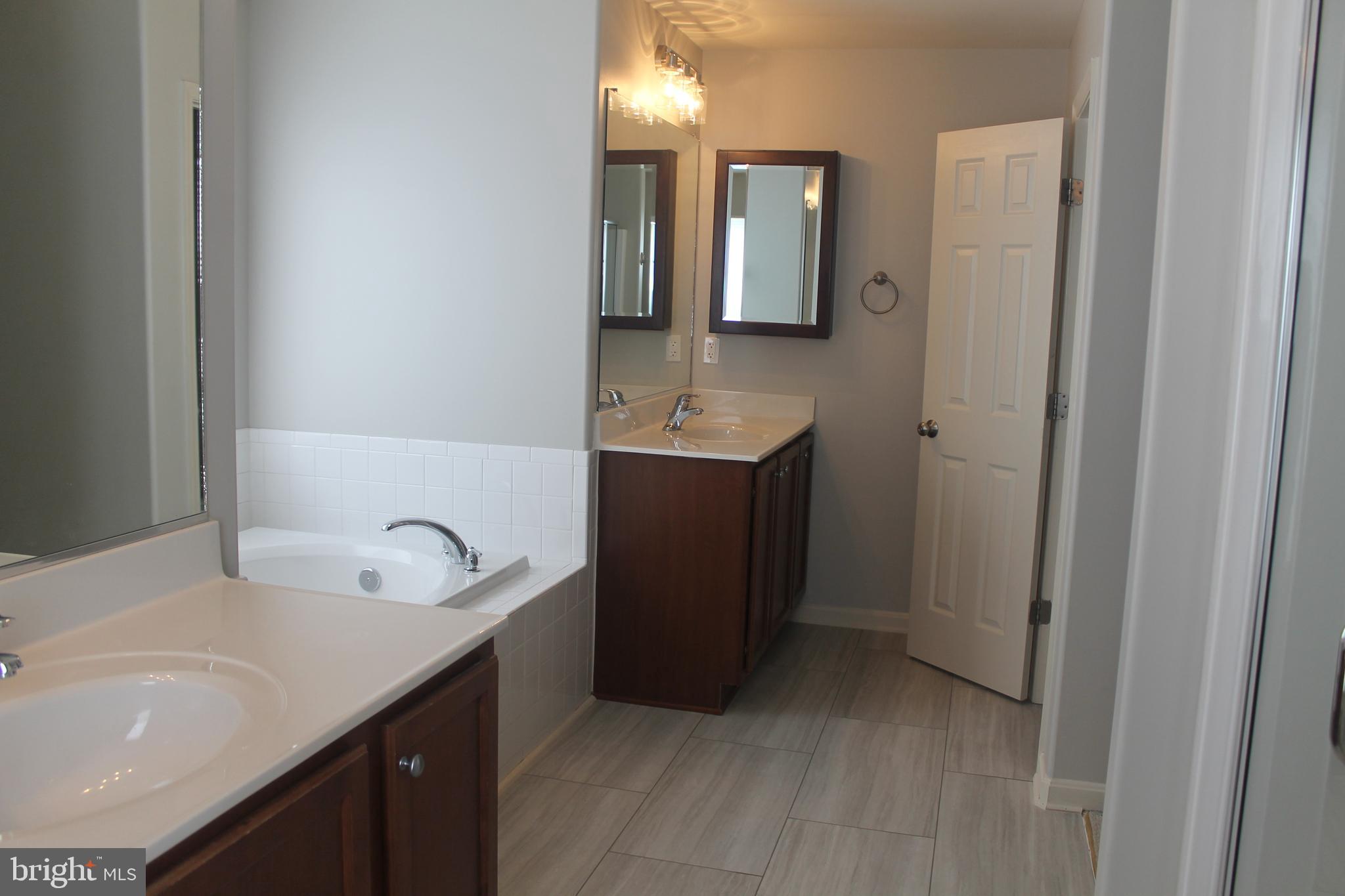 EVERETTE ESTATES - Residential