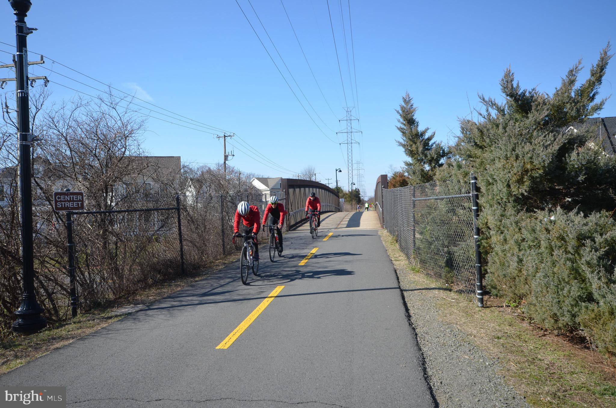 815 BRANCH DRIVE 401