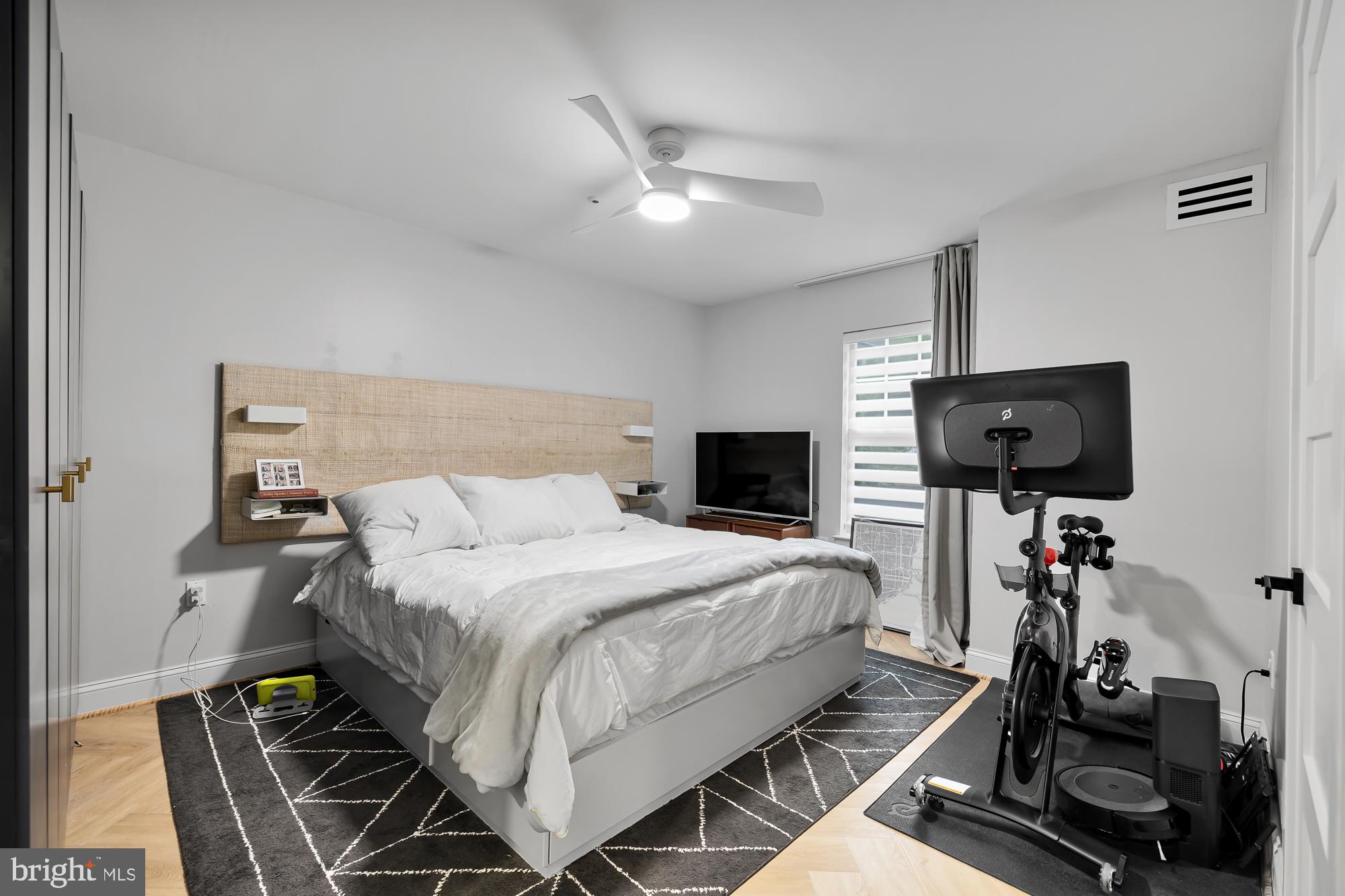 LILLIAN COURT AT TYSONS 11 - Residential Lease