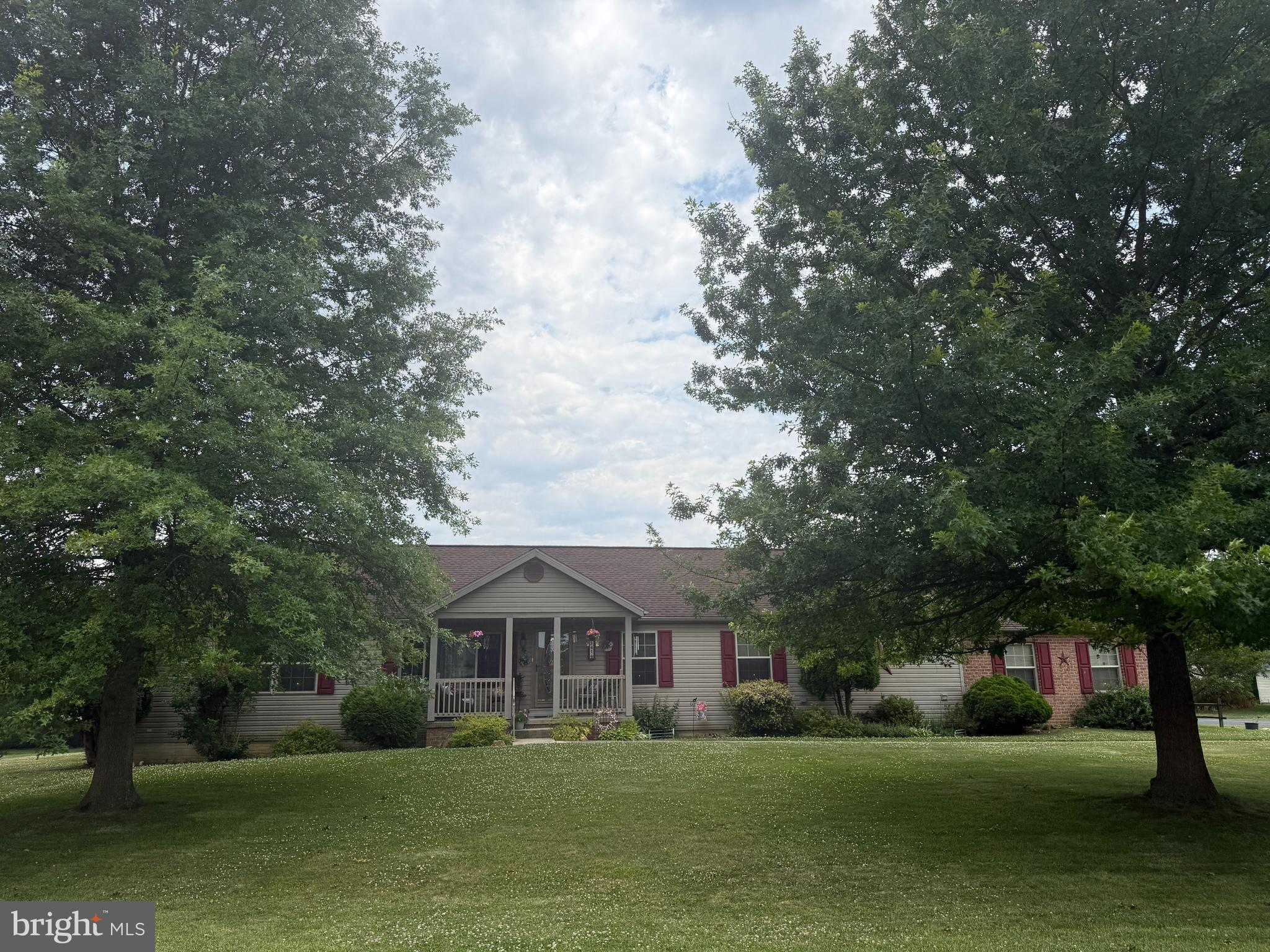 141 HAMPTON DRIVE
