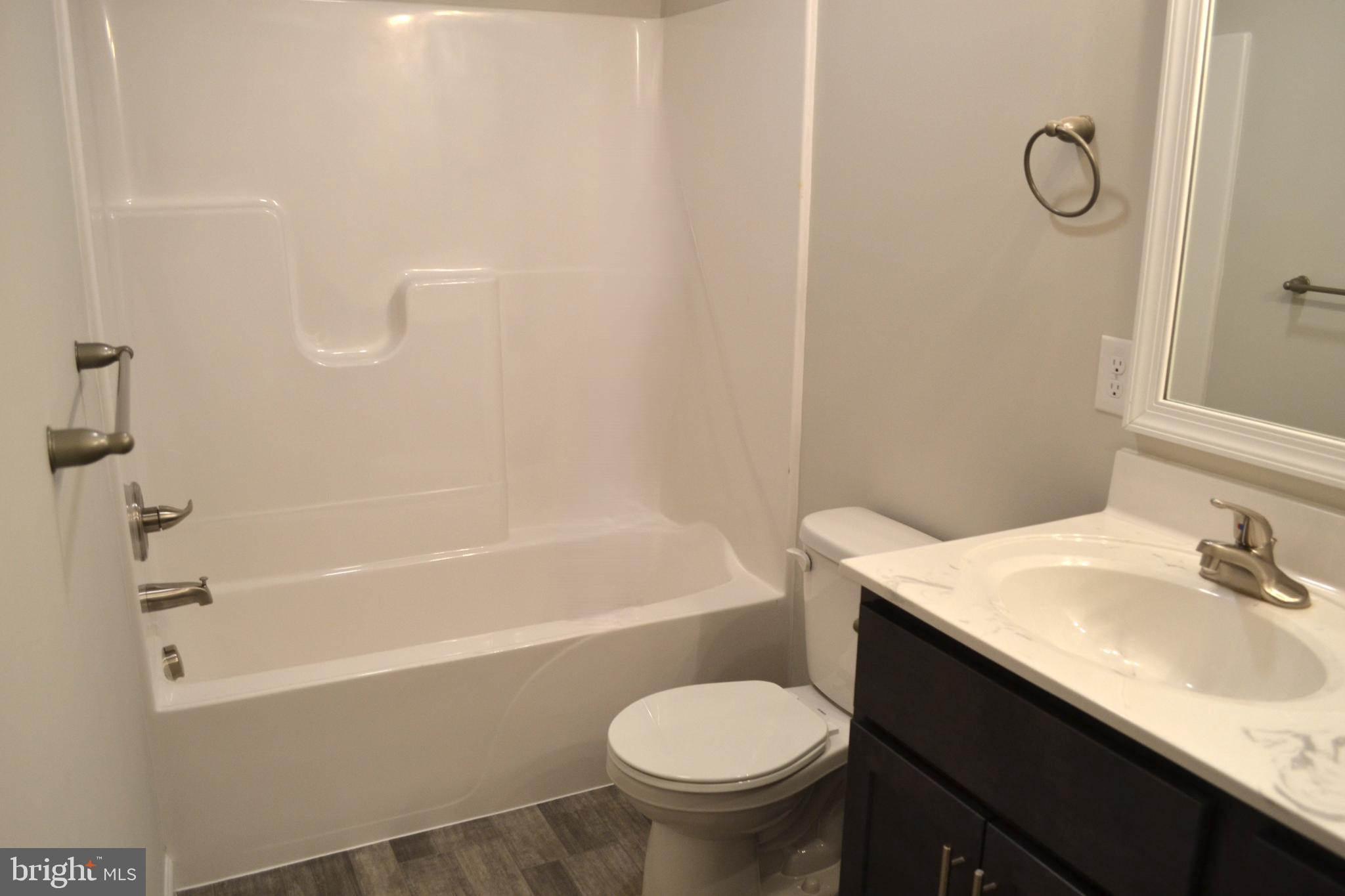 MCINTOSH FARMS - Residential