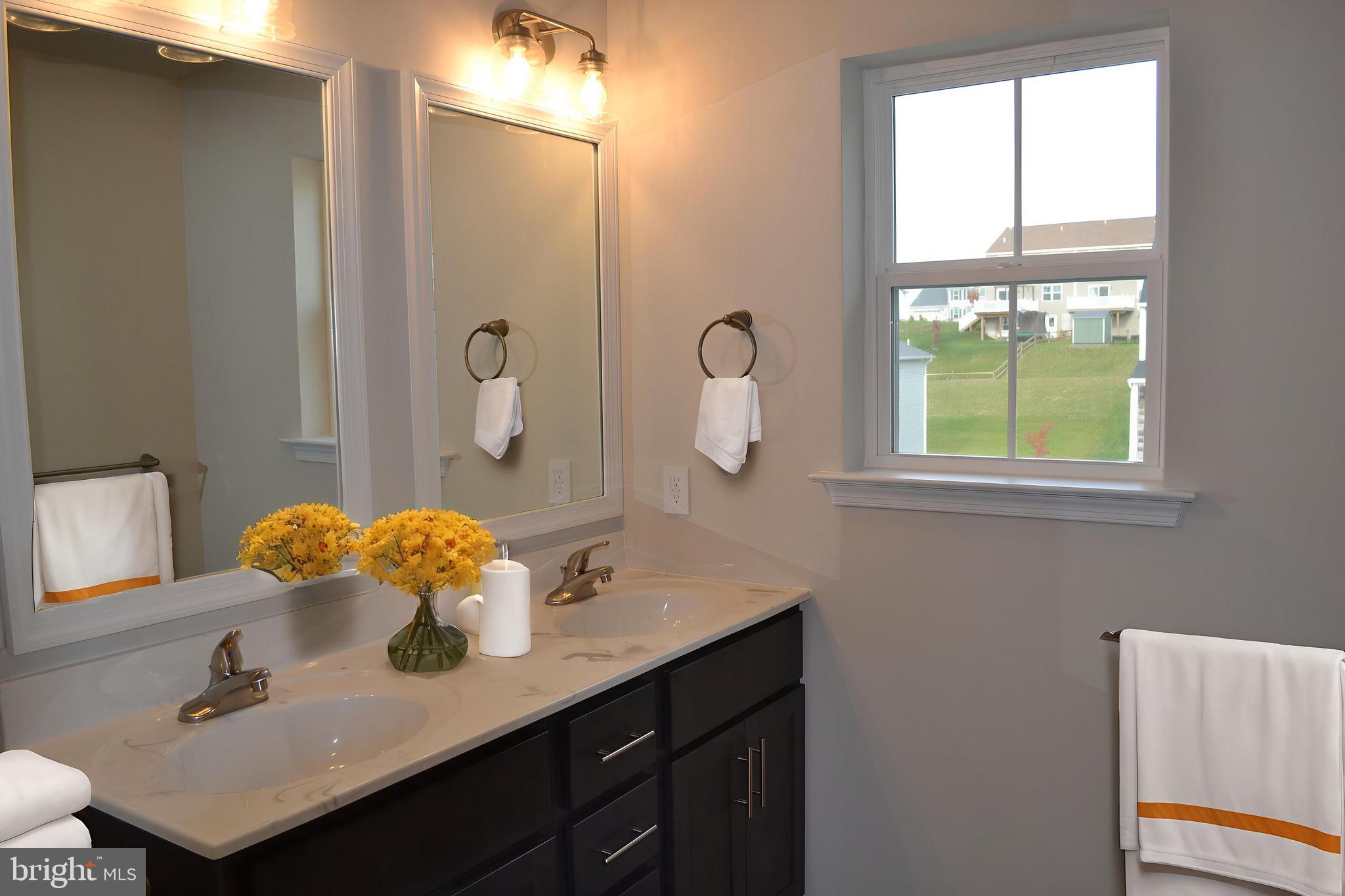 MCINTOSH FARMS - Residential