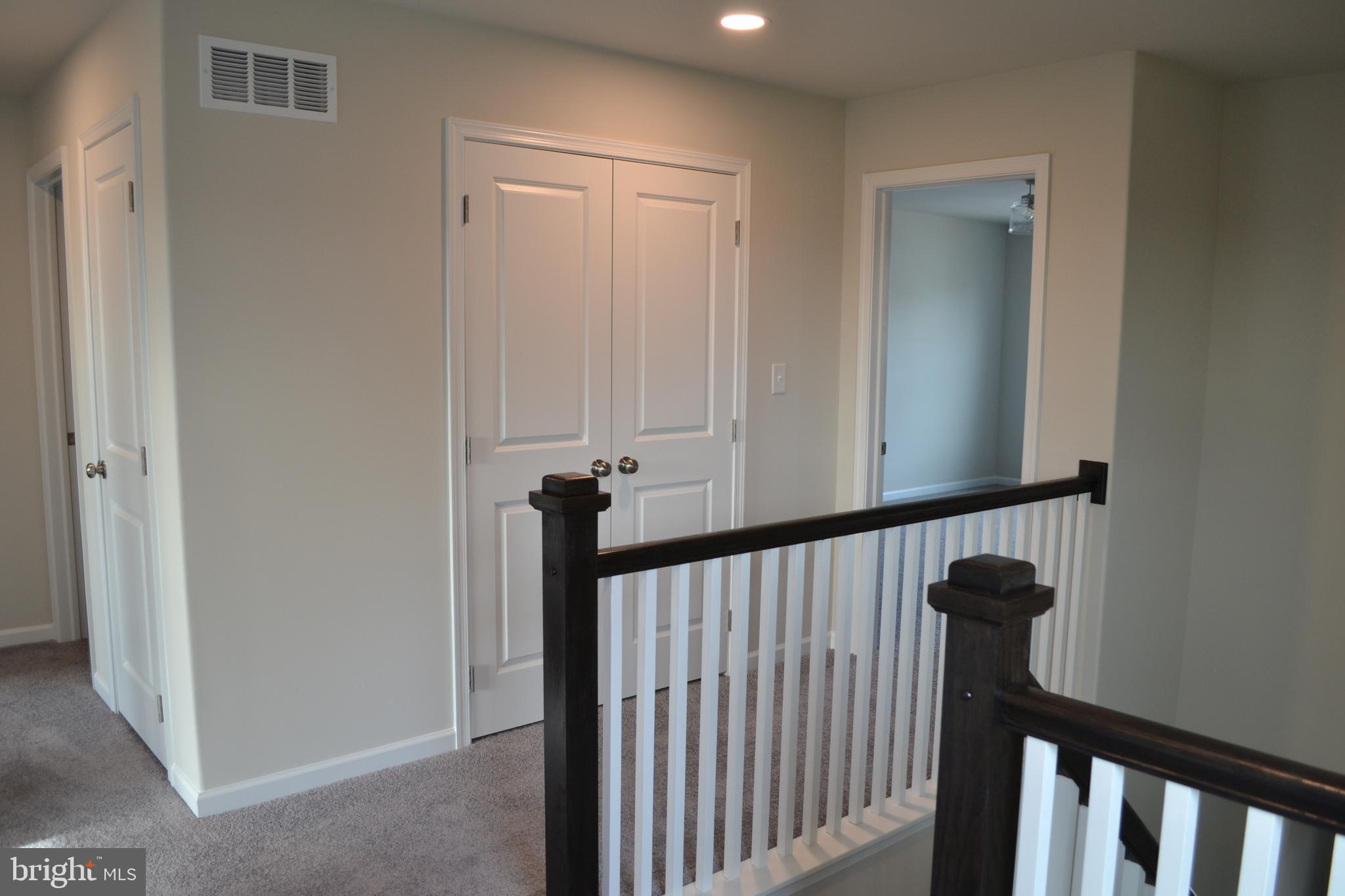 MCINTOSH FARMS - Residential