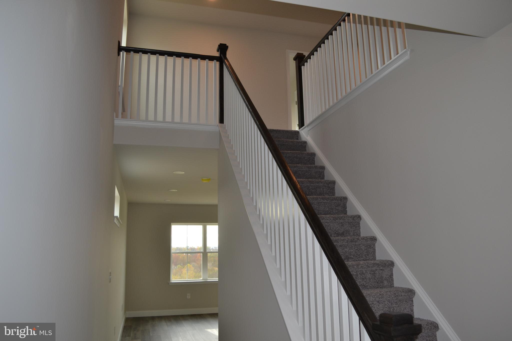 MCINTOSH FARMS - Residential