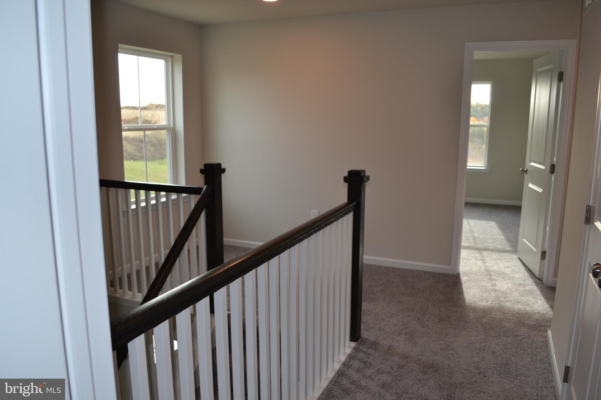 MCINTOSH FARMS - Residential