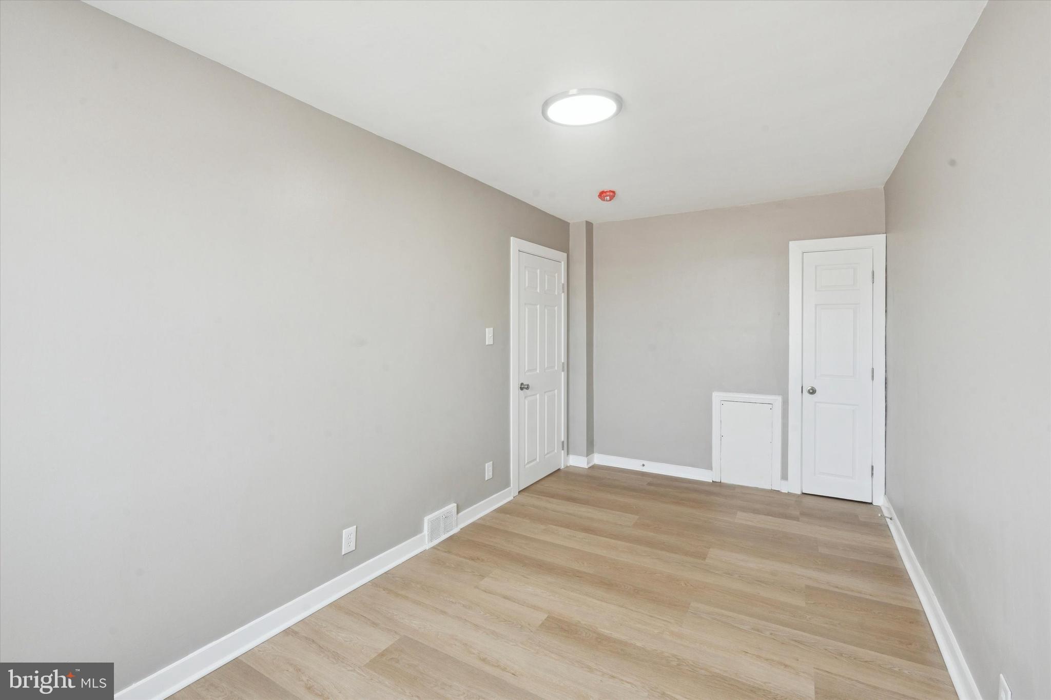 MAYFAIR - Residential