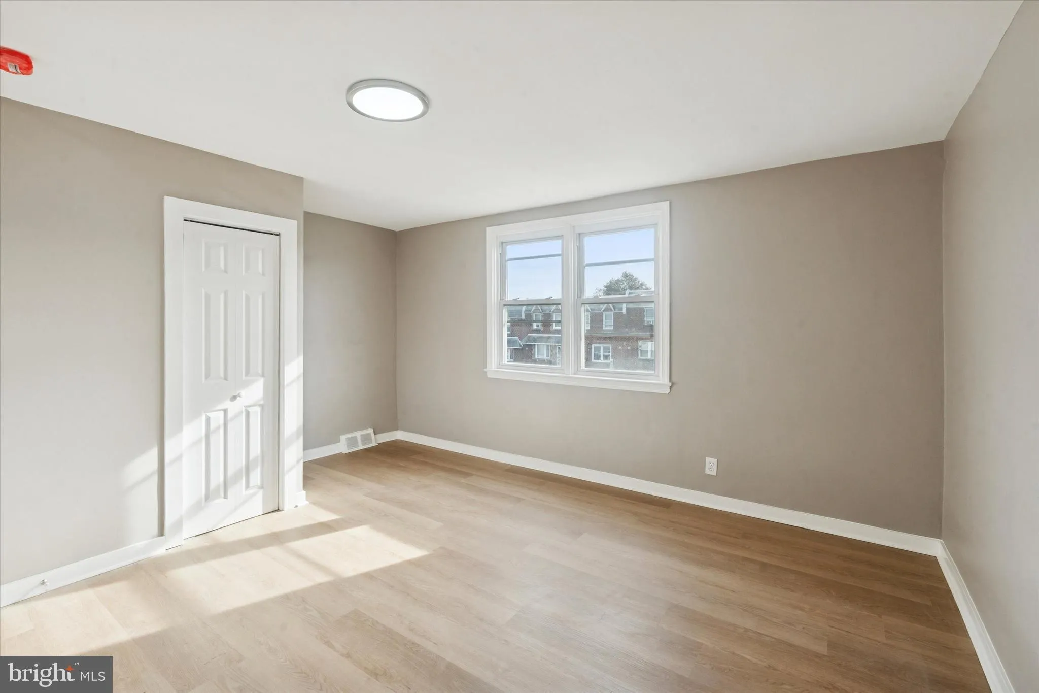 Philadelphia, Pennsylvania 19149, United States, 3 Bedrooms Bedrooms, ,2 BathroomsBathrooms,Residential,Active,242344