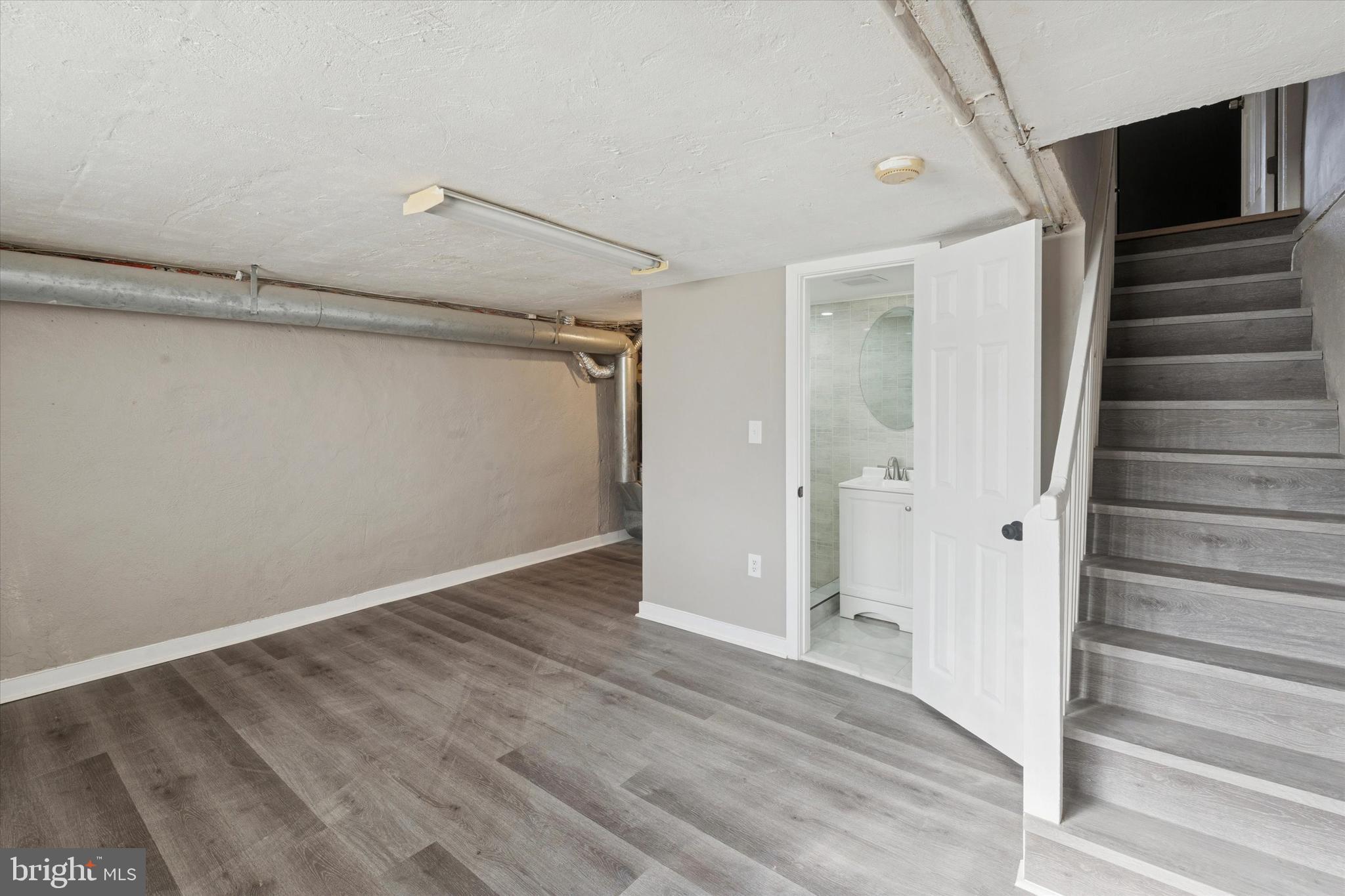 MAYFAIR - Residential