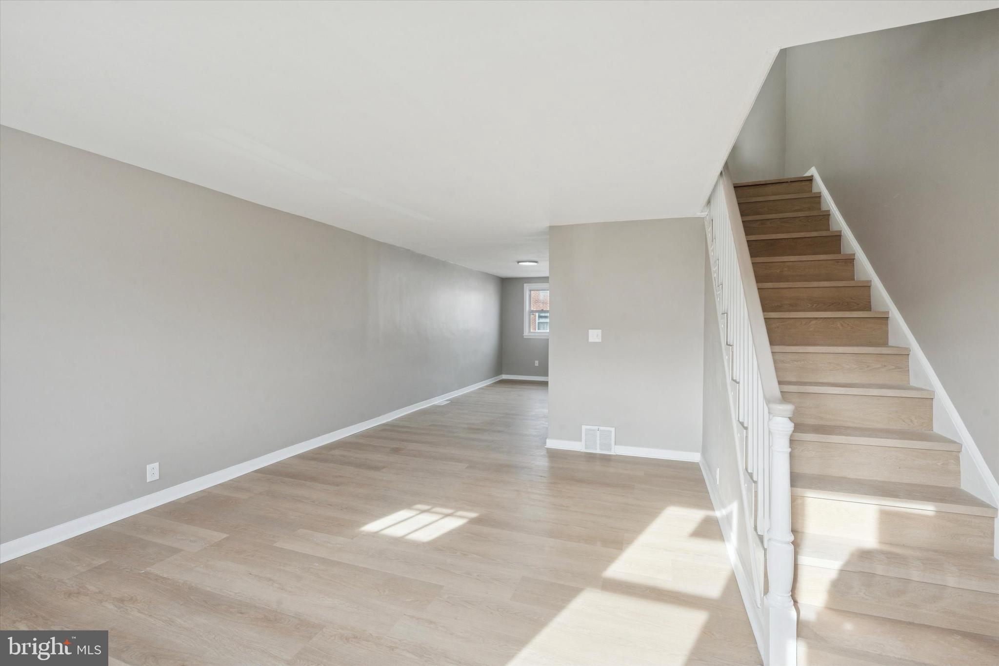 MAYFAIR - Residential