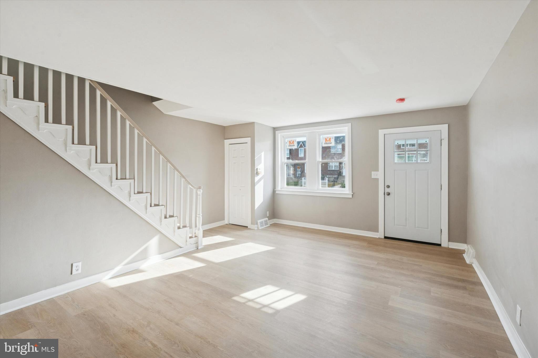 MAYFAIR - Residential