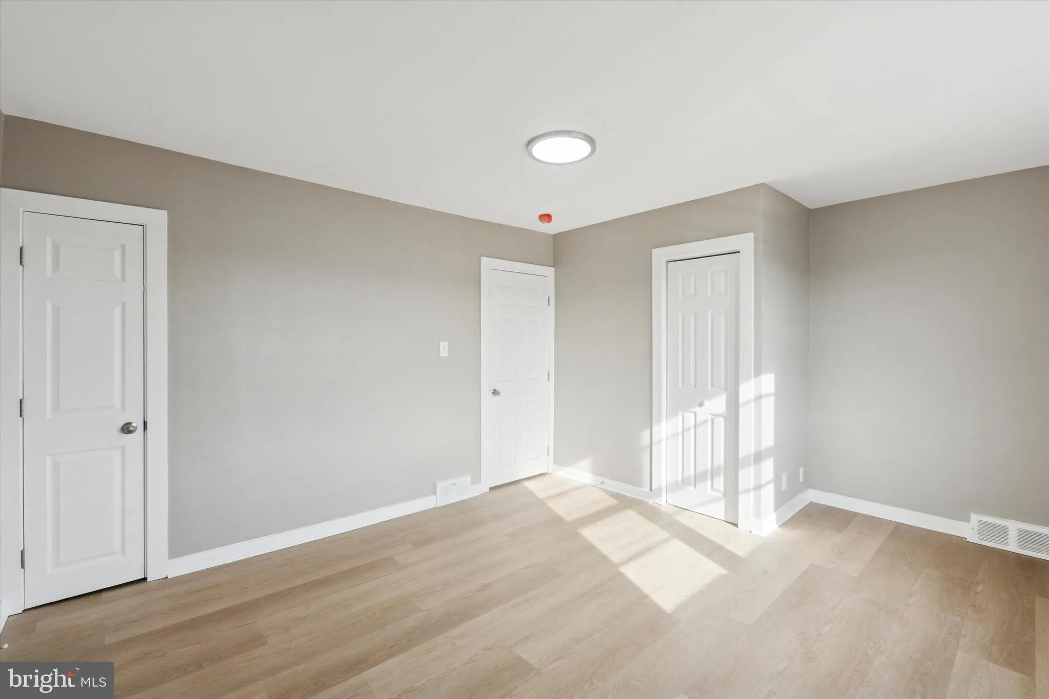 Philadelphia, Pennsylvania 19149, United States, 3 Bedrooms Bedrooms, ,2 BathroomsBathrooms,Residential,Active,242344