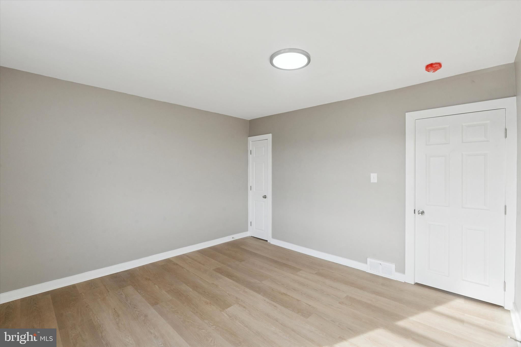 MAYFAIR - Residential