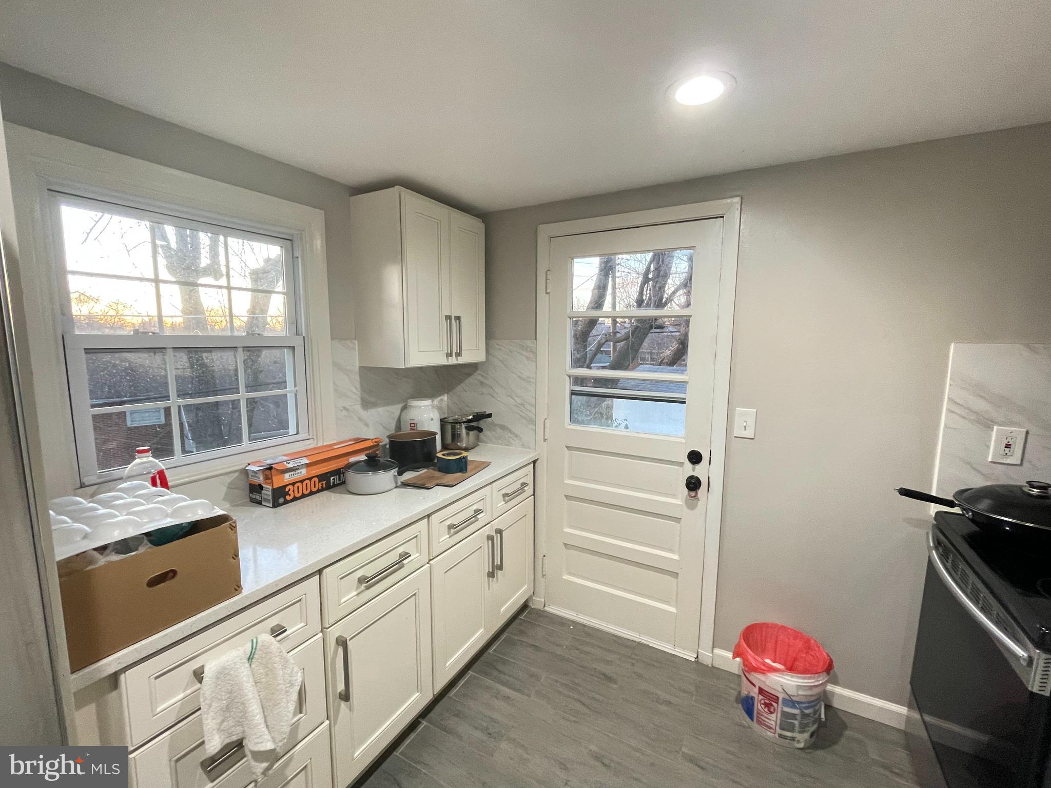 DONNYBROOK - Residential Lease