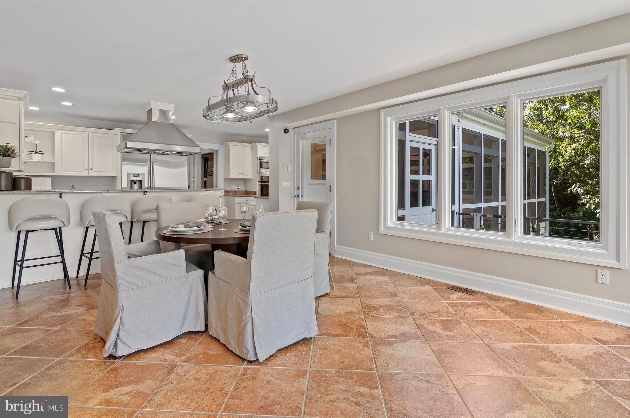 DOWNS ON THE SEVERN - Residential