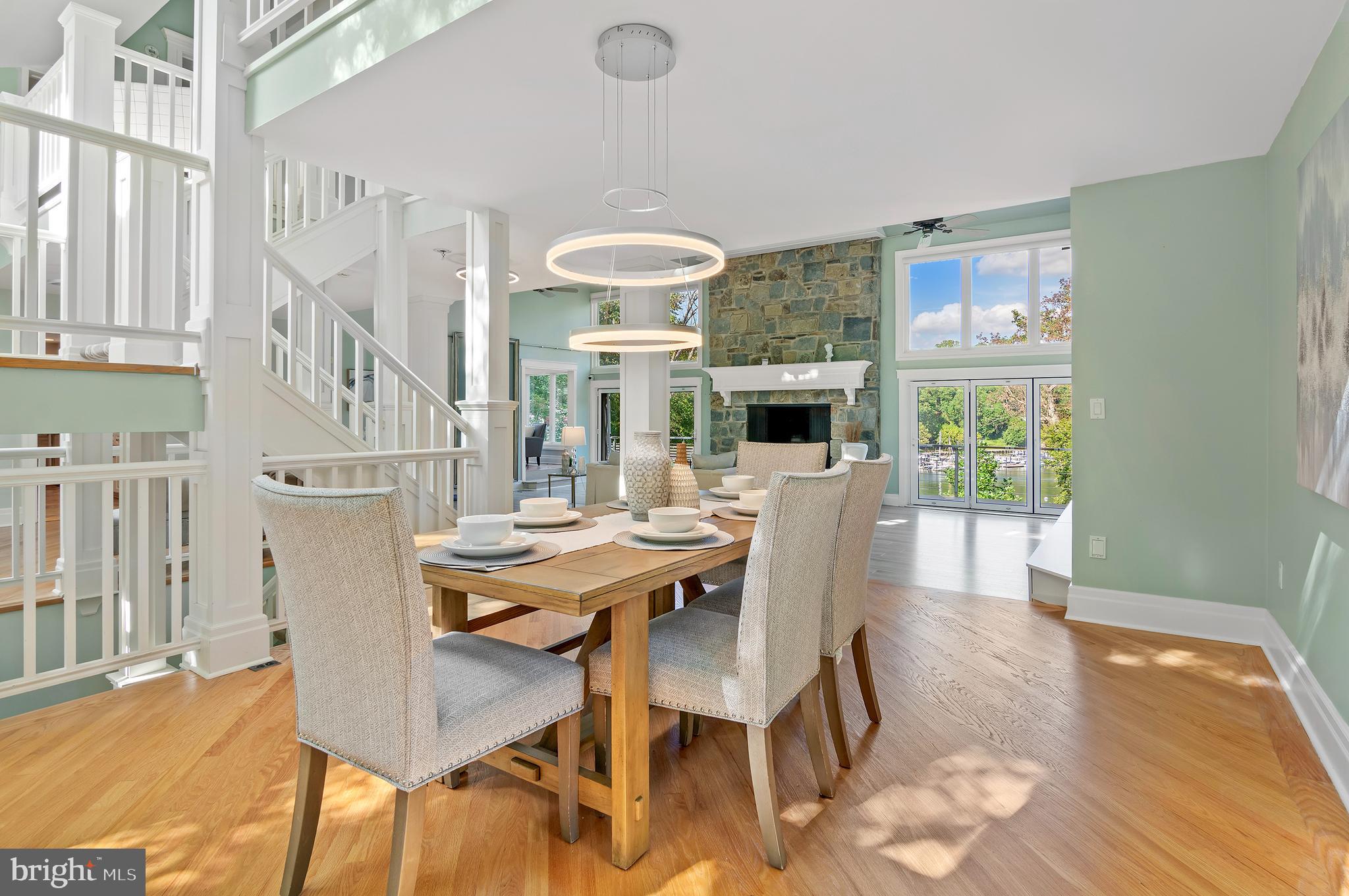 DOWNS ON THE SEVERN - Residential