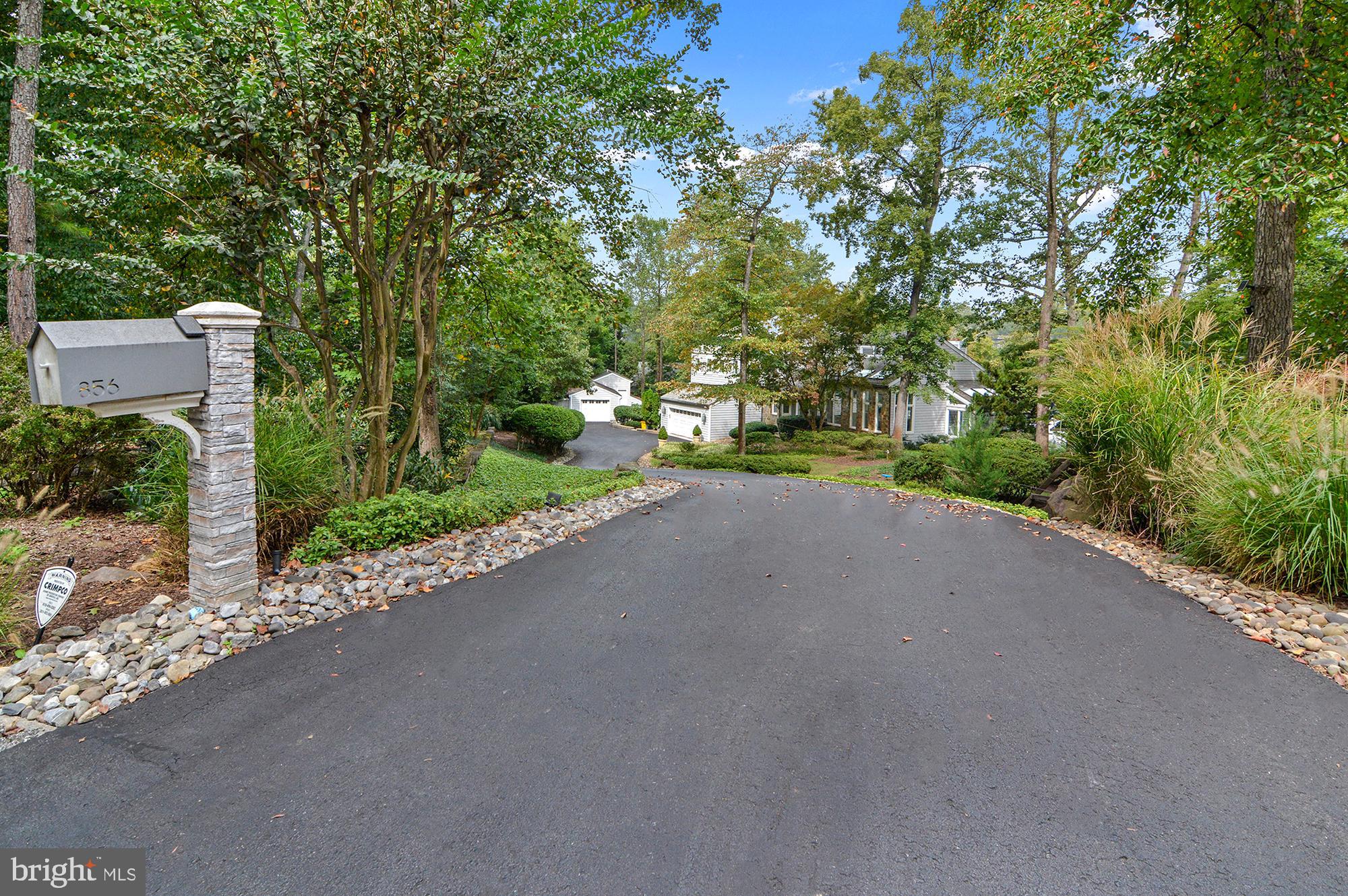 DOWNS ON THE SEVERN - Residential