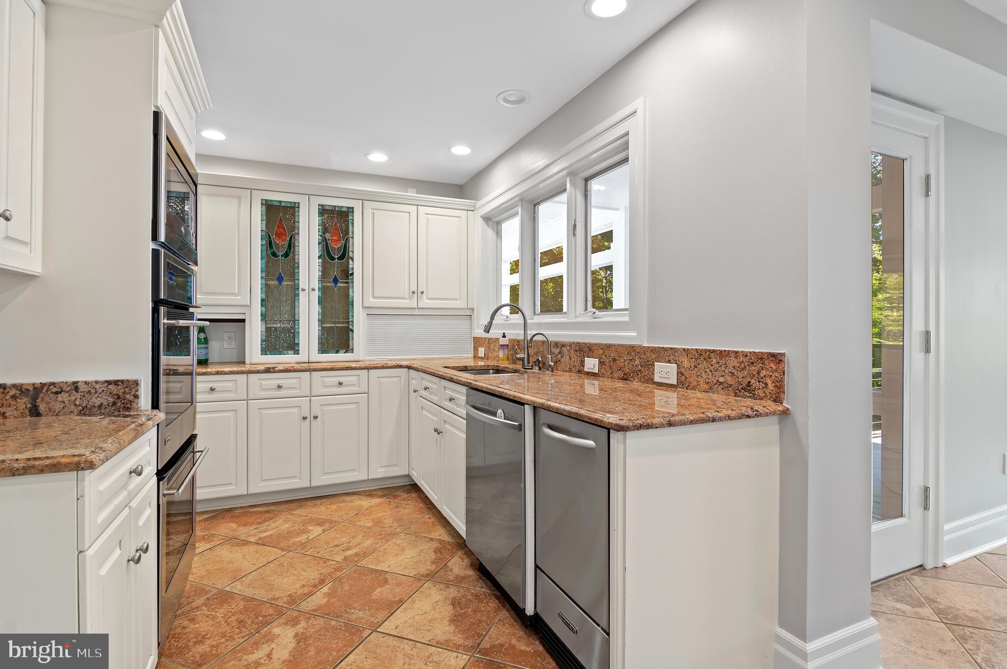 DOWNS ON THE SEVERN - Residential