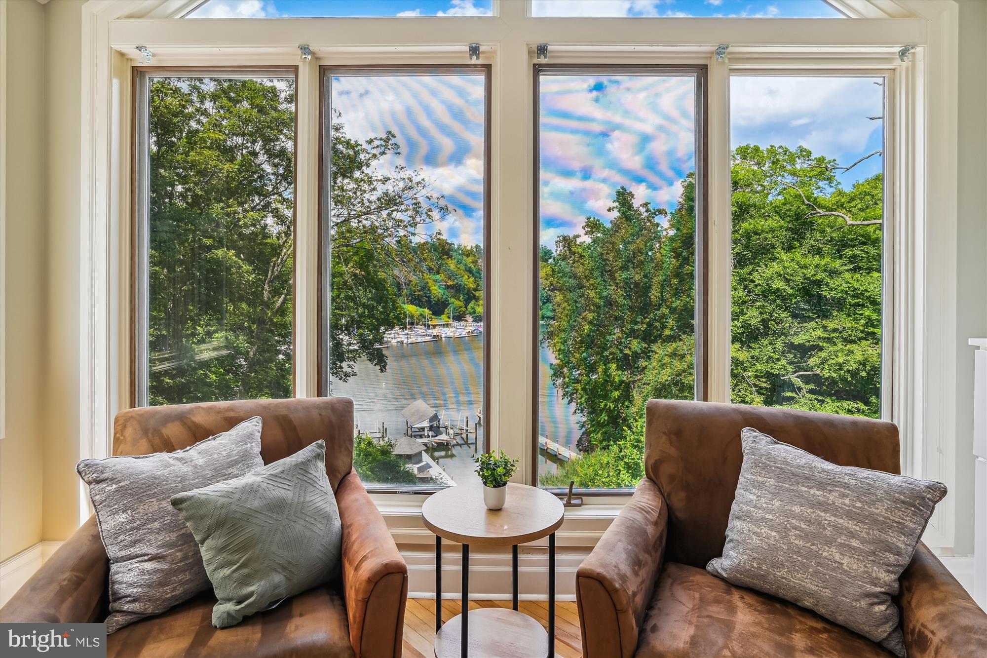 DOWNS ON THE SEVERN - Residential