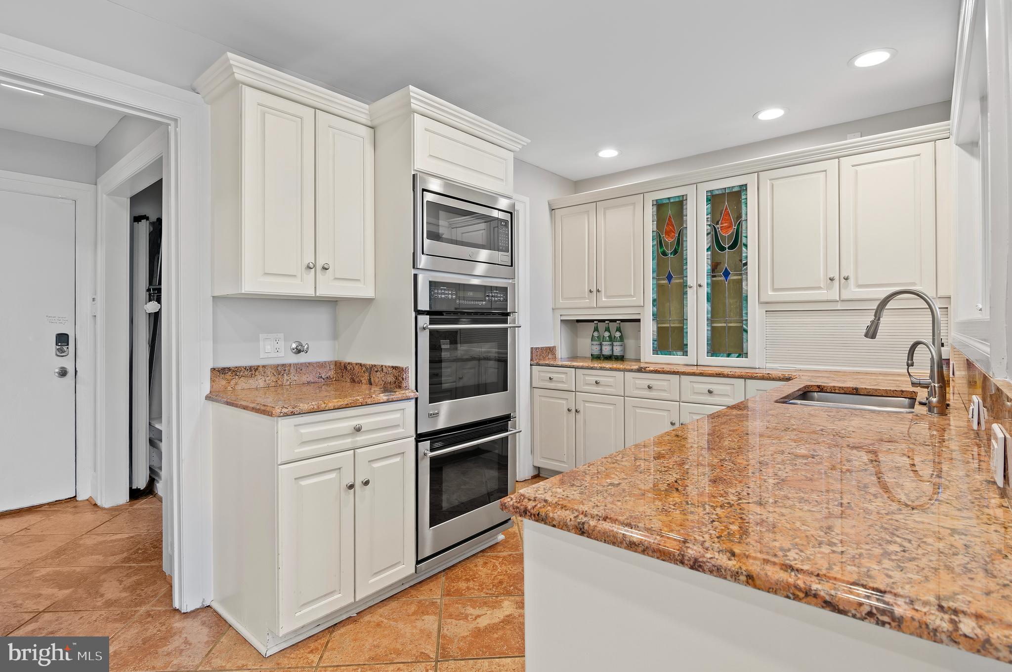 DOWNS ON THE SEVERN - Residential