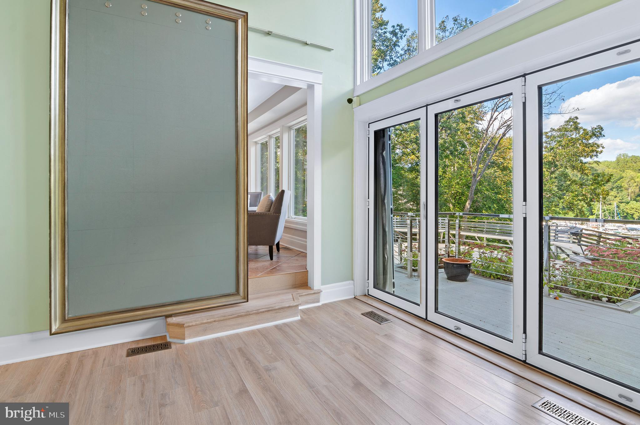 DOWNS ON THE SEVERN - Residential