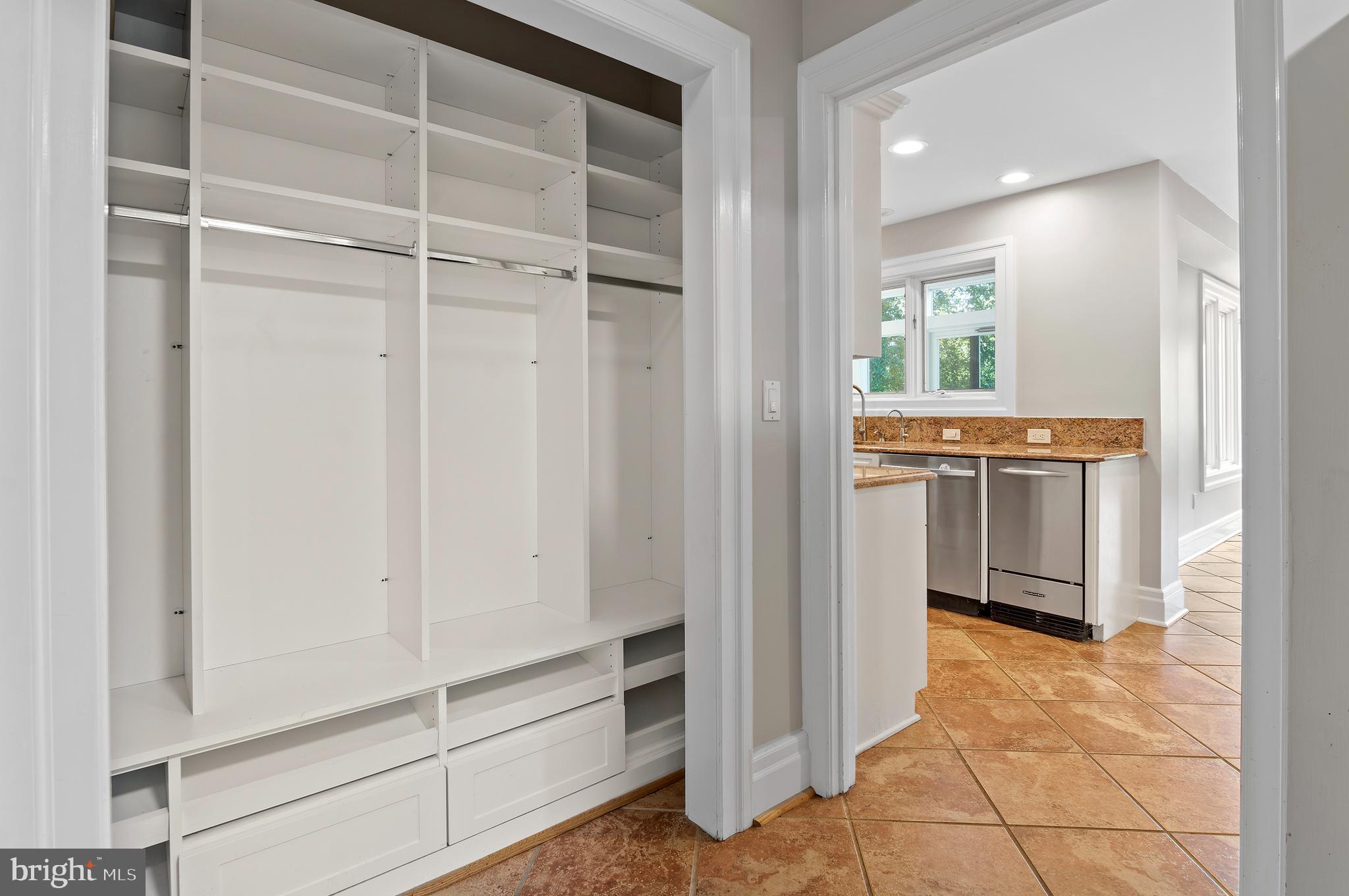 DOWNS ON THE SEVERN - Residential