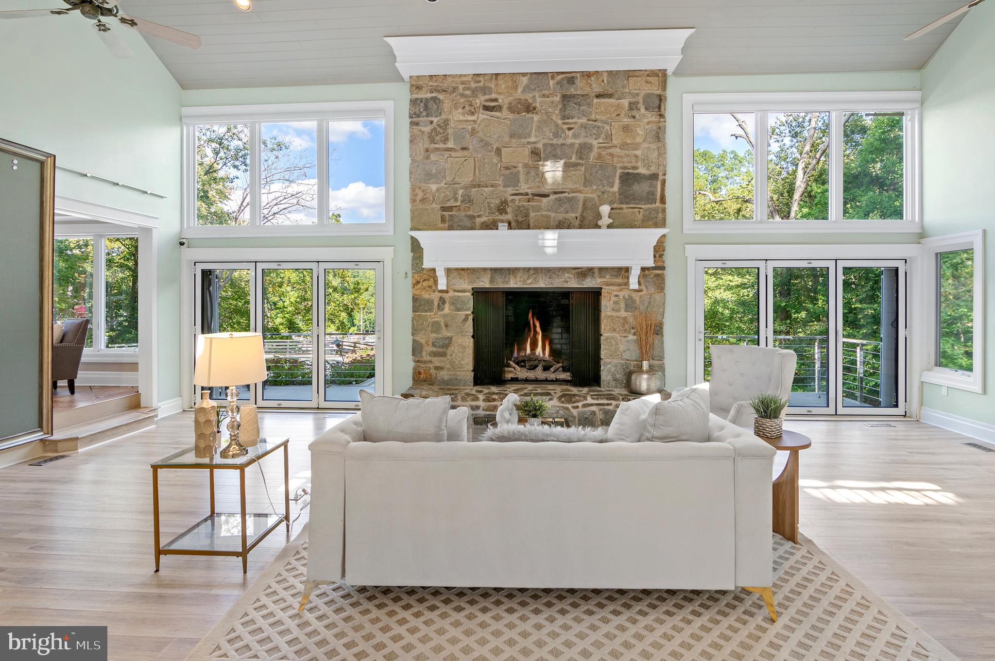 DOWNS ON THE SEVERN - Residential