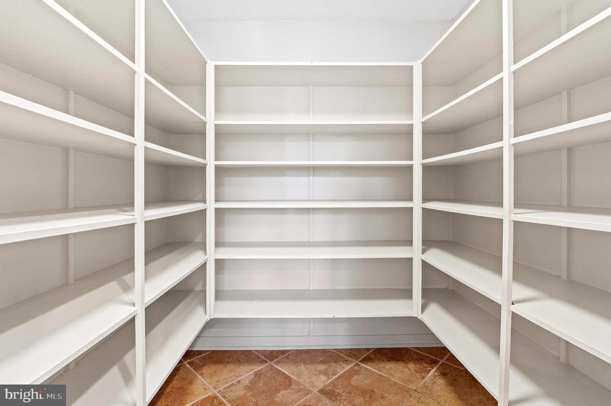 DOWNS ON THE SEVERN - Residential