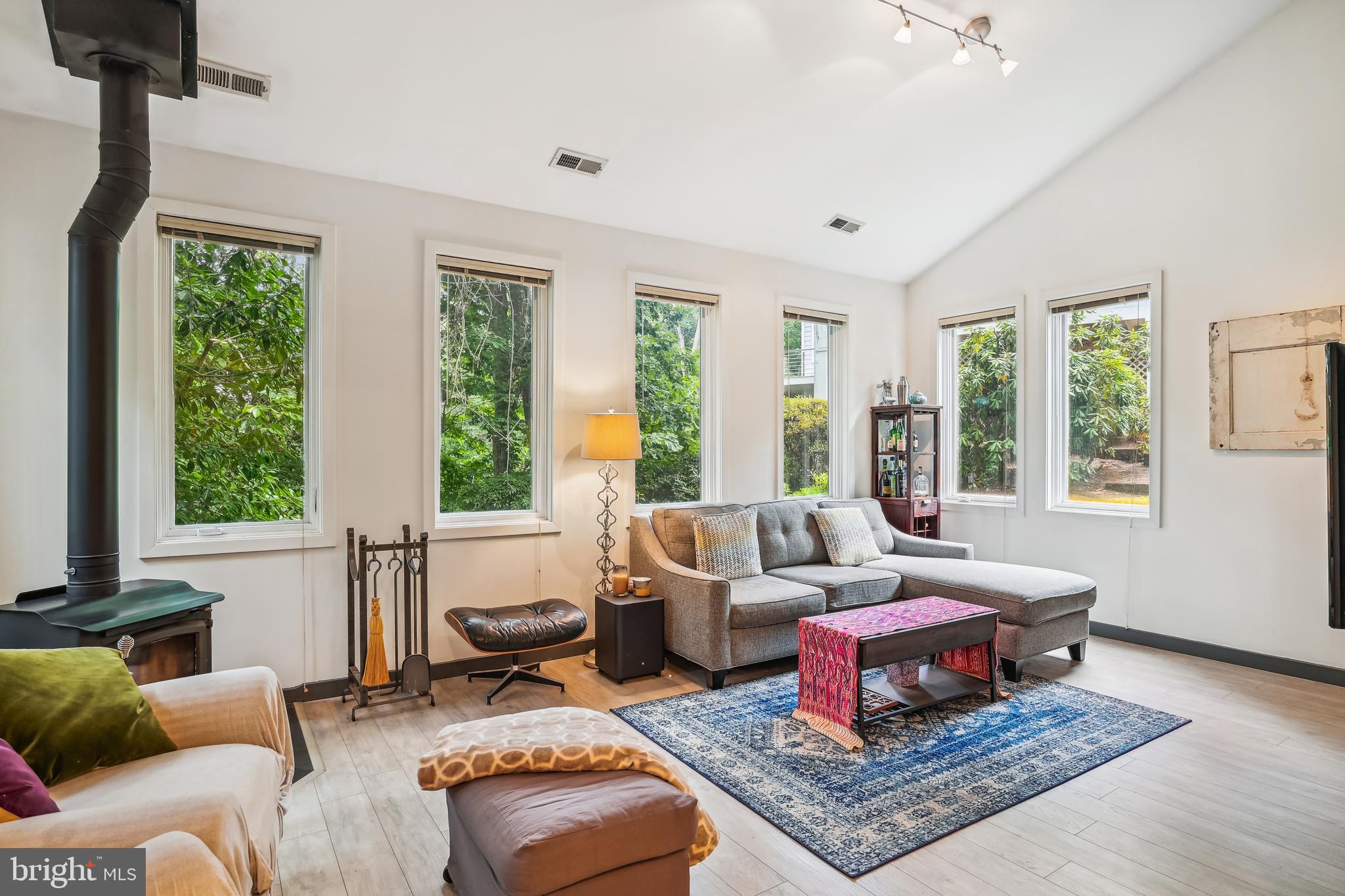 DOWNS ON THE SEVERN - Residential