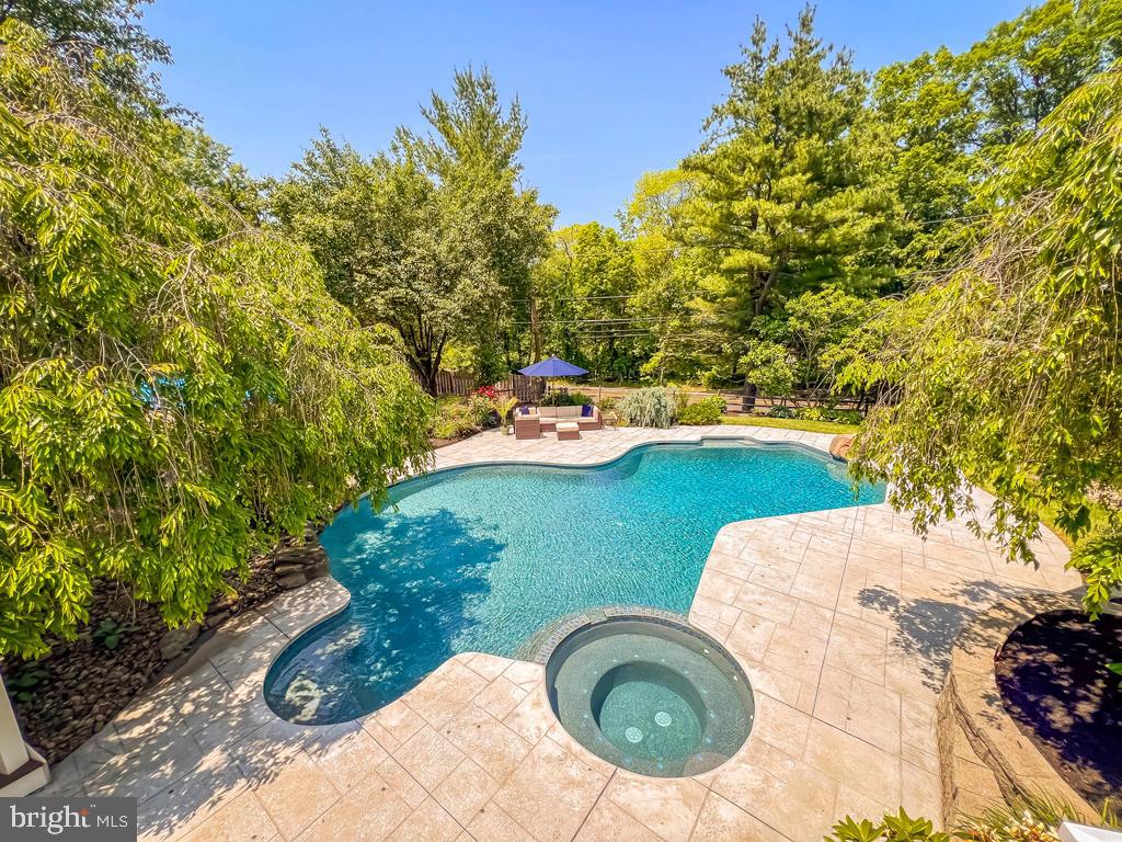 34 TEAL DRIVE