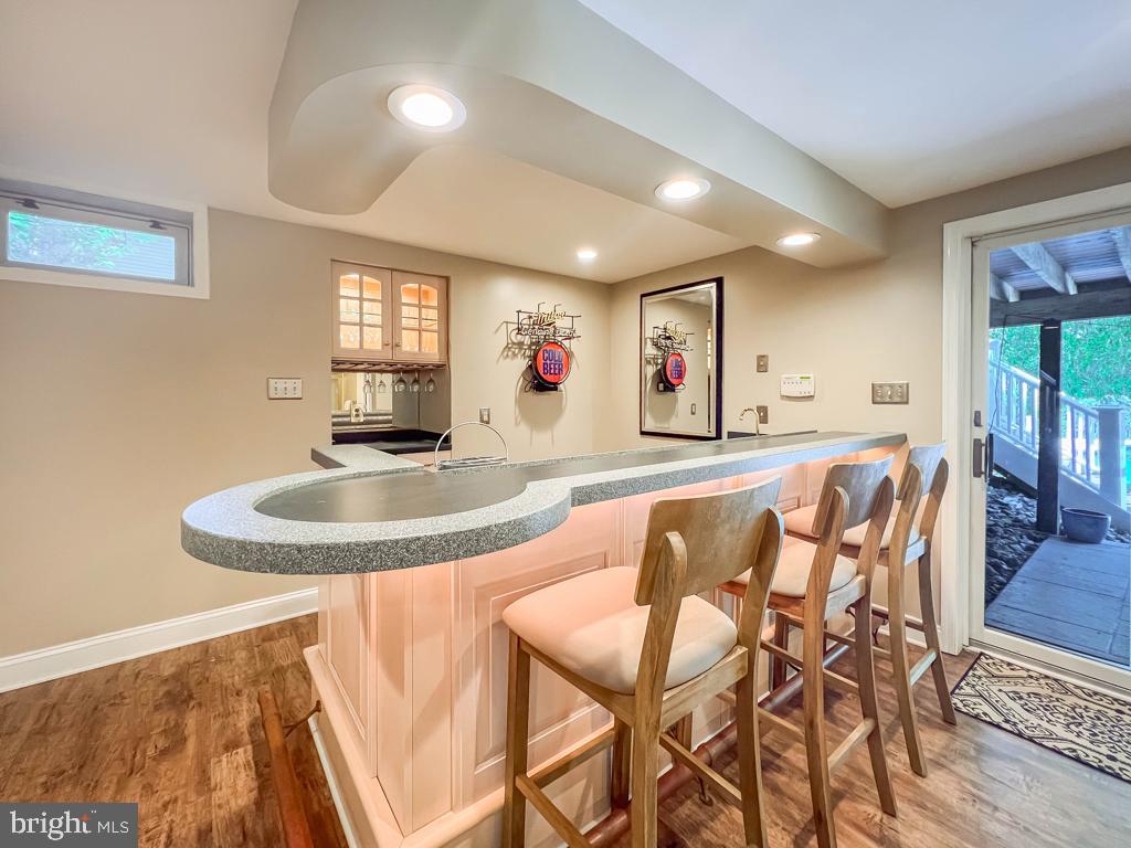 LAKEVIEW ESTS - Residential