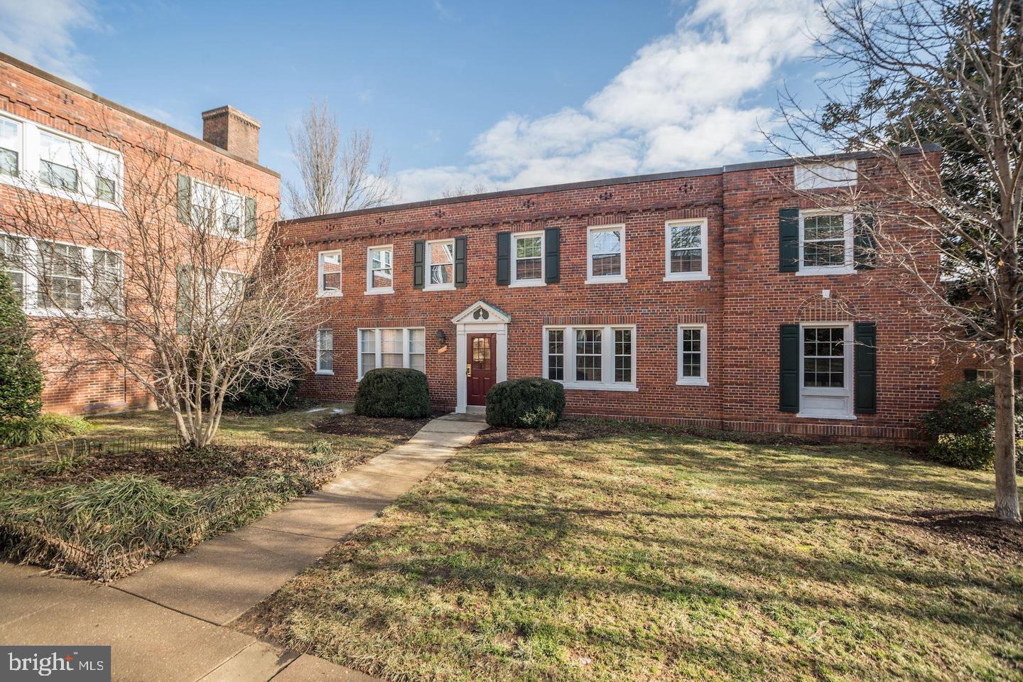 1909 KEY BOULEVARD 11551