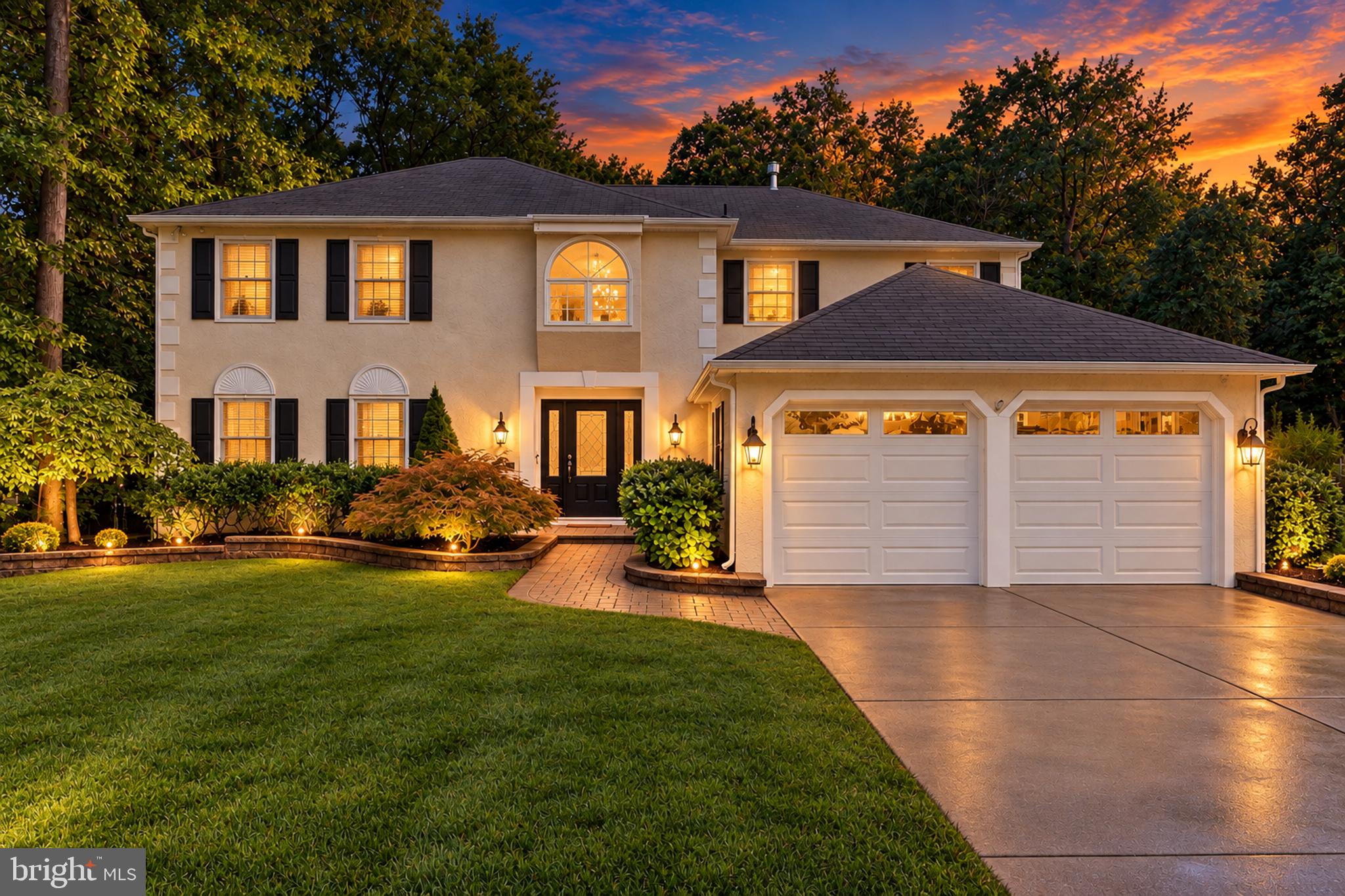15 RAVENSWOOD WAY