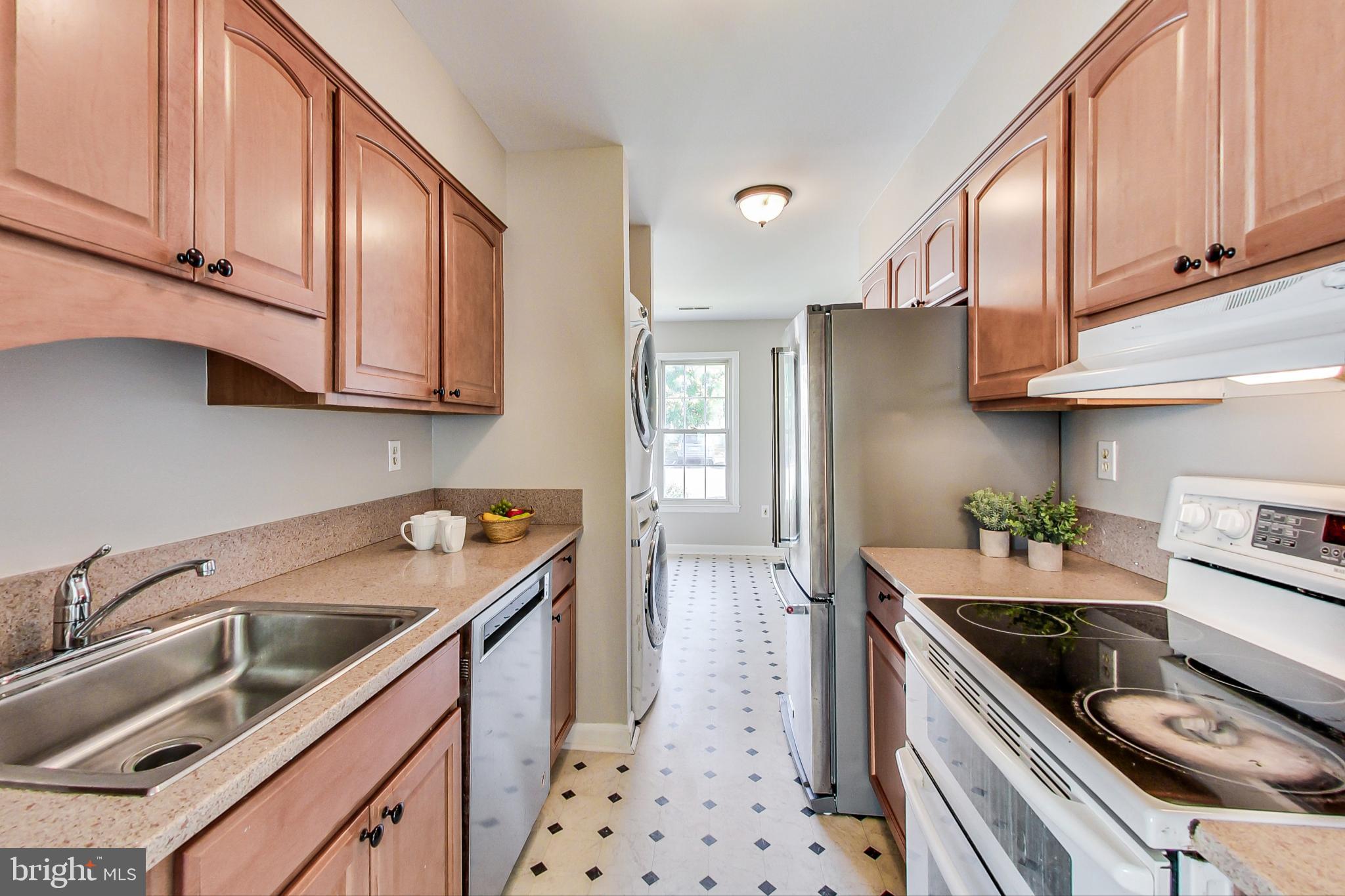 BURKE MANOR - Residential