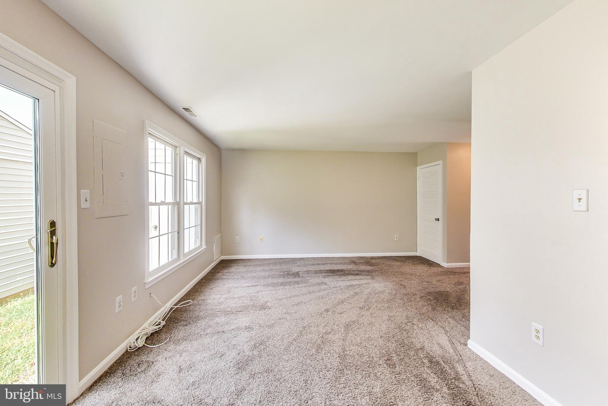 BURKE MANOR - Residential