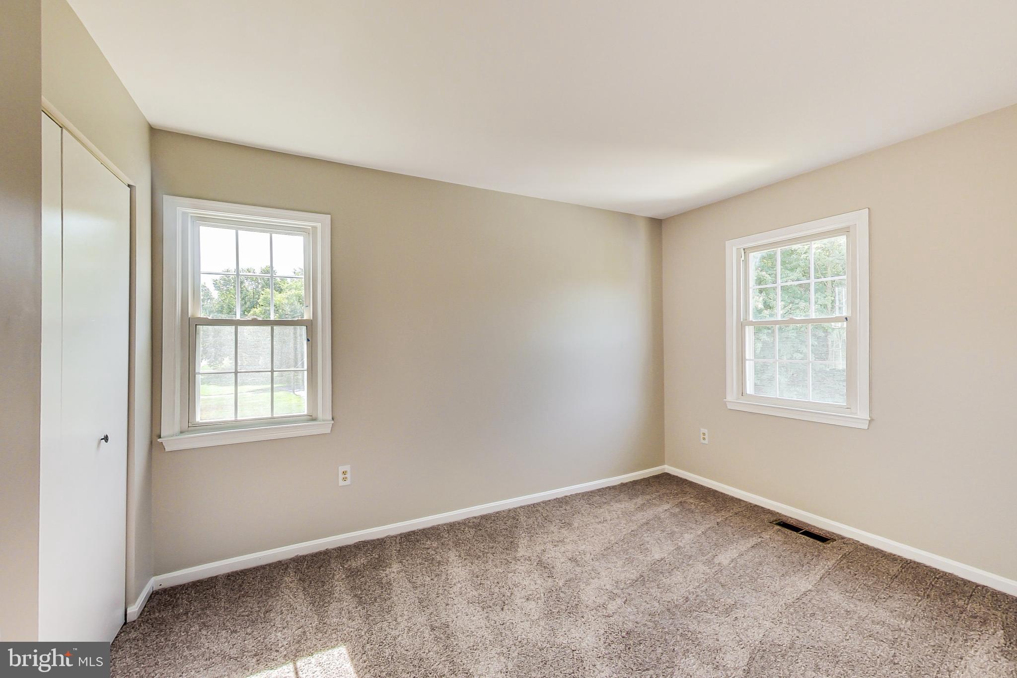 BURKE MANOR - Residential