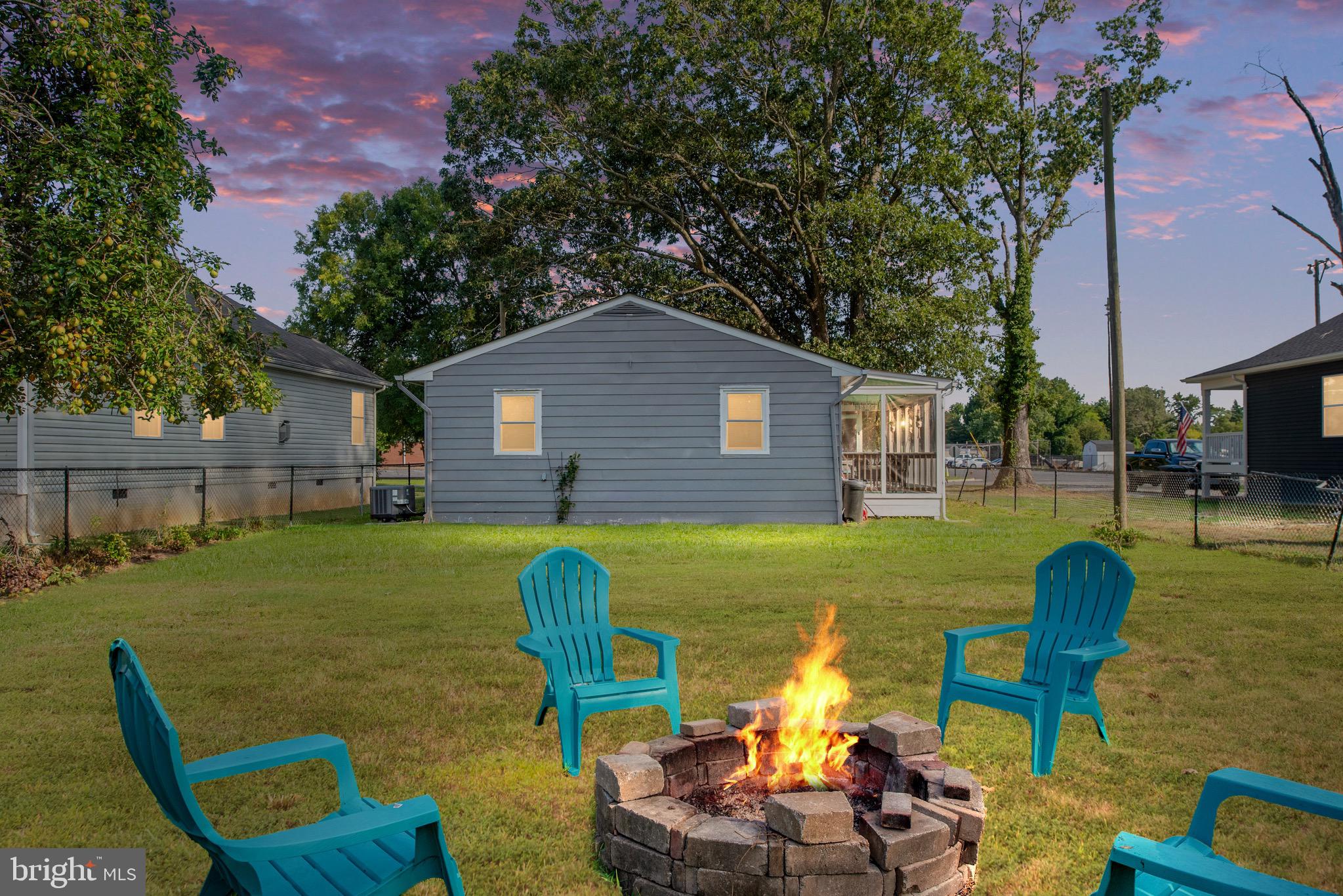 TOWN OF COLONIAL BEACH - Residential