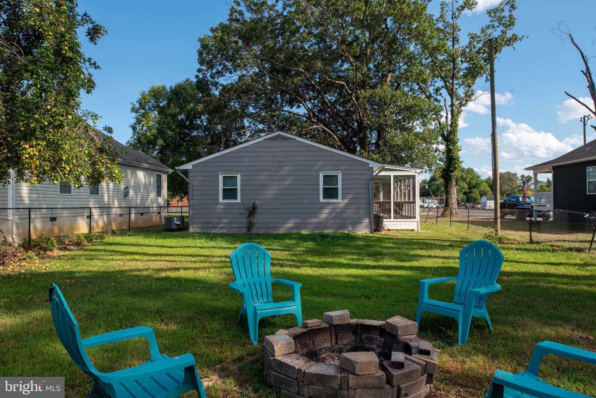 TOWN OF COLONIAL BEACH - Residential