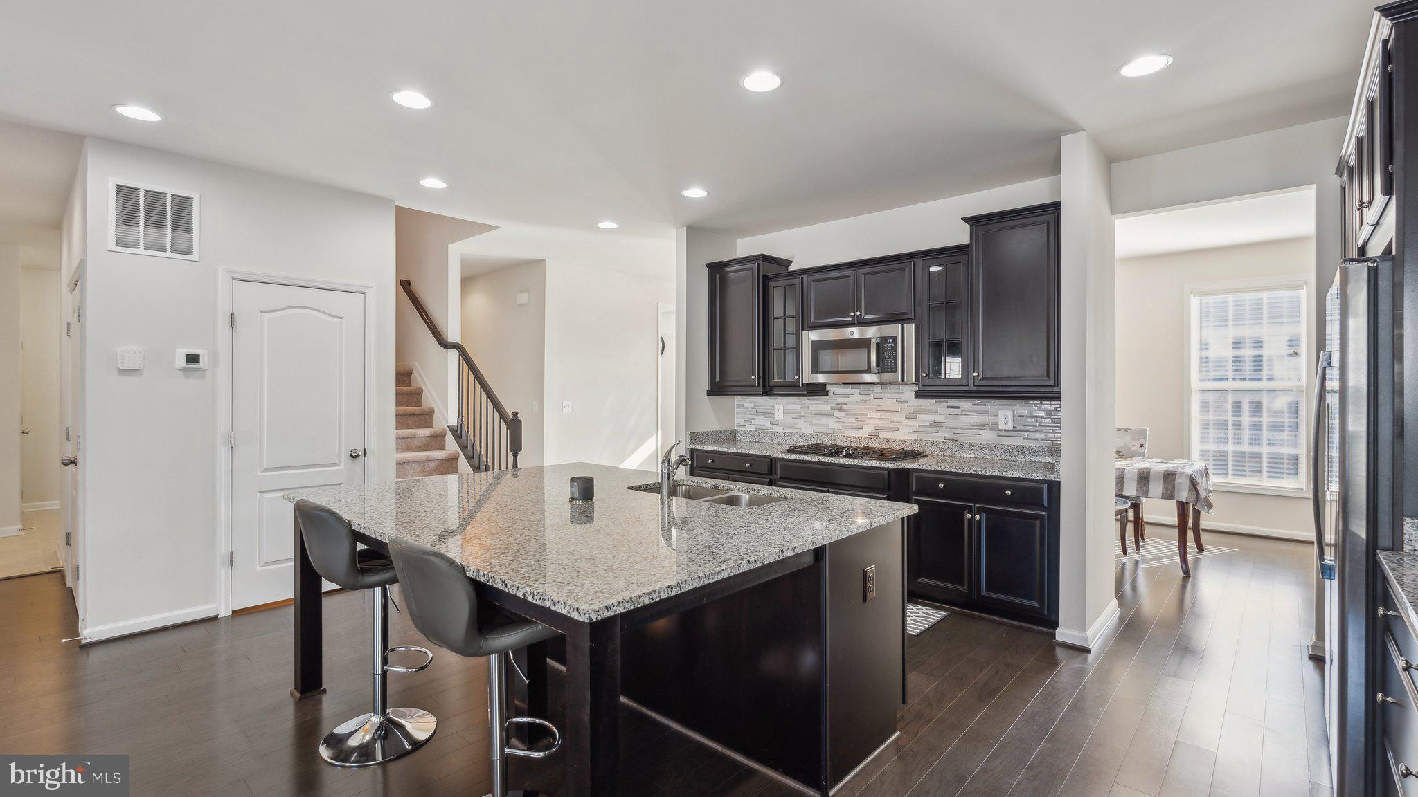 EMBREY MILL - Residential