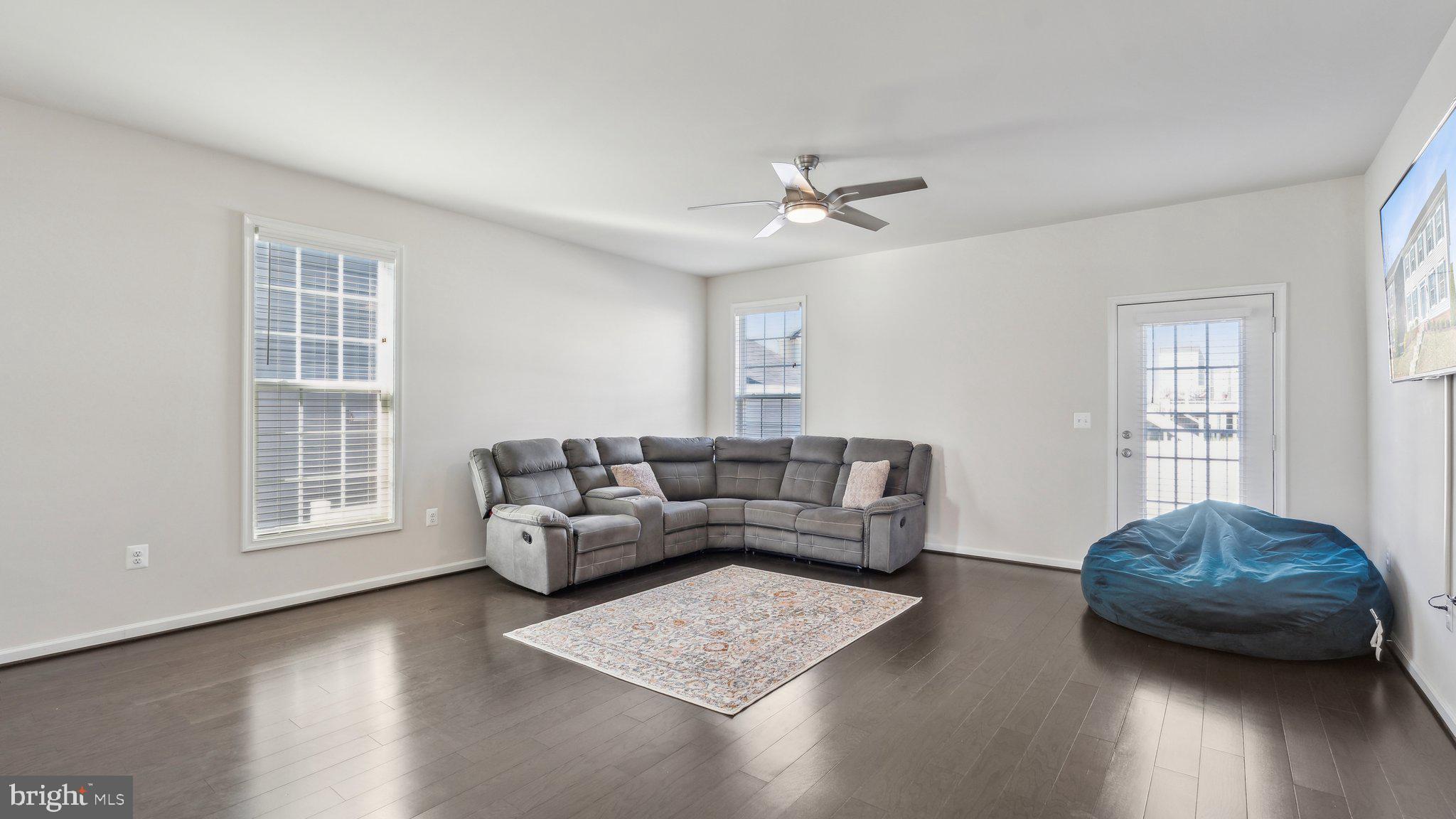 EMBREY MILL - Residential