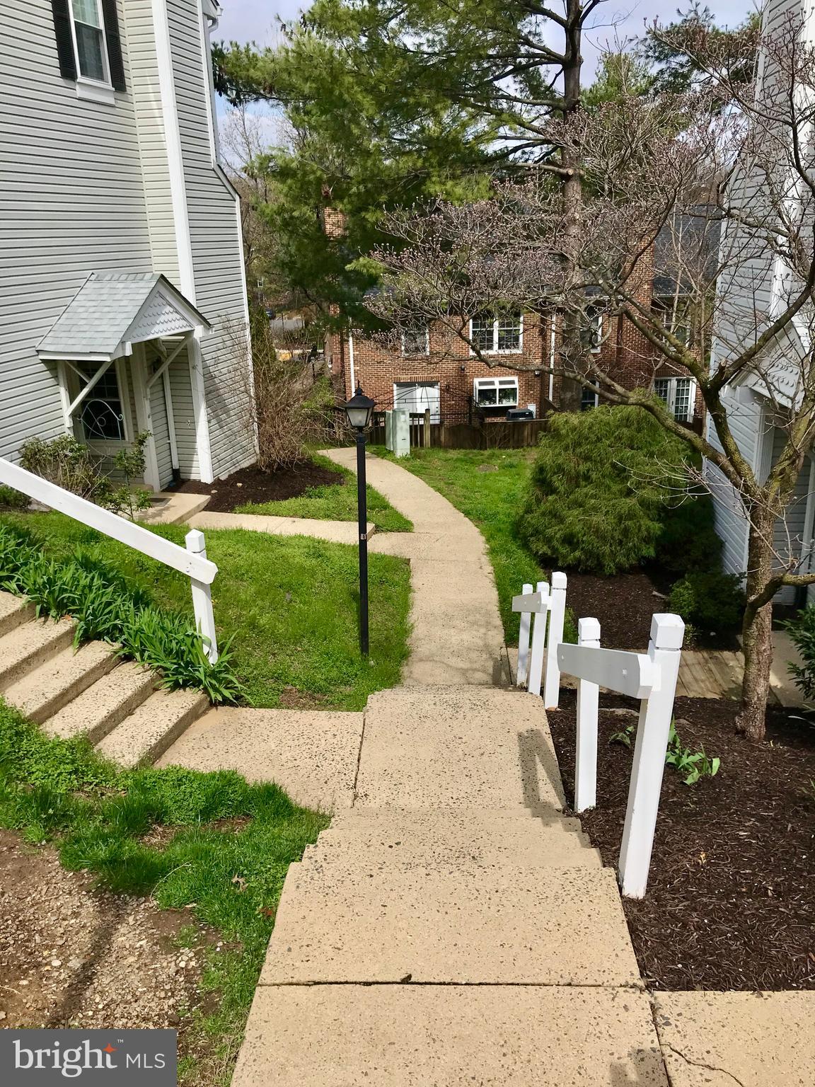 COURTBRIDGE - Residential Lease