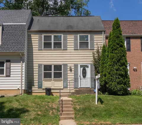 3048 Silent Valley Drive, Fairfax, VA MLS: VAFX2340968