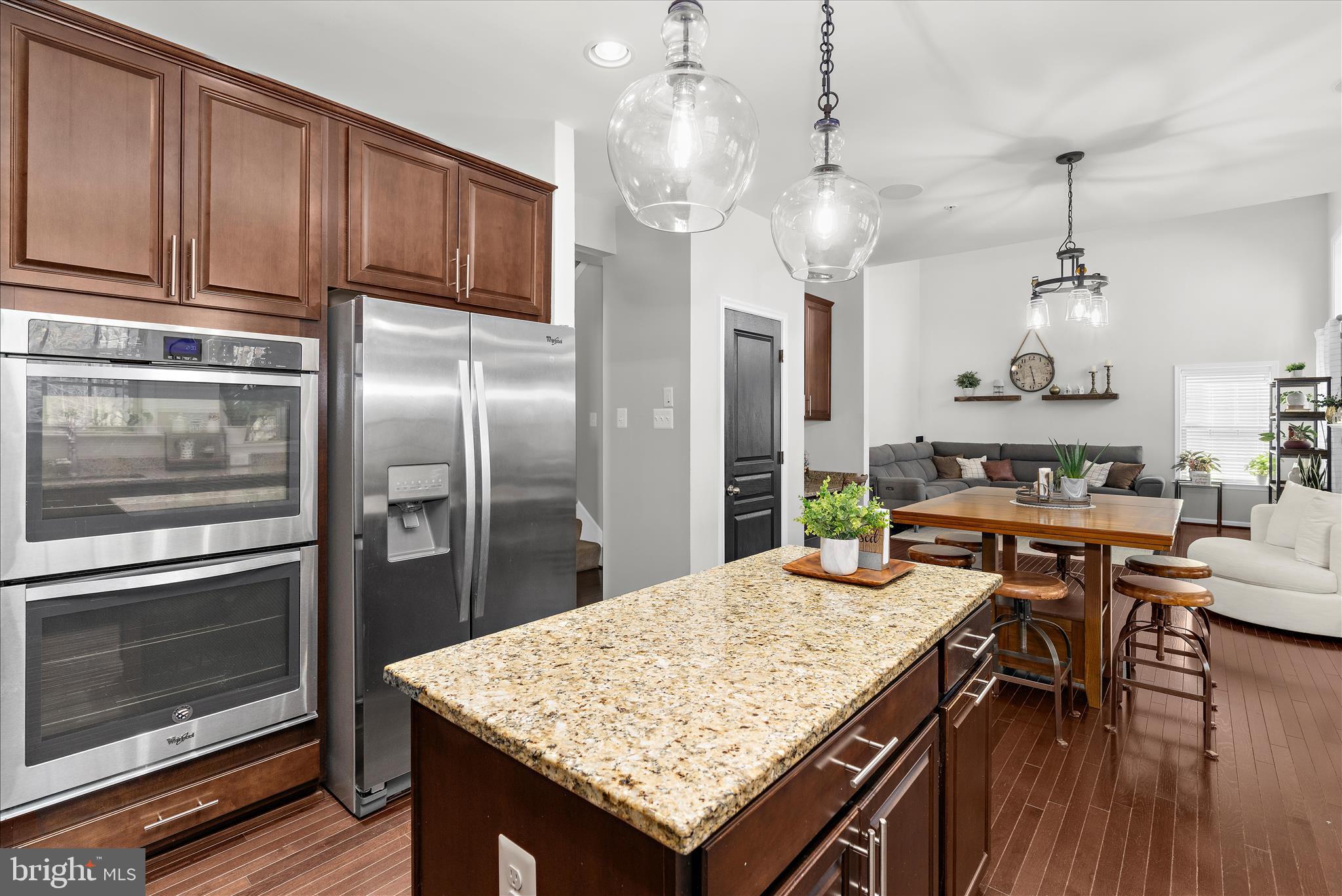 7585 HOLLY RIDGE DRIVE